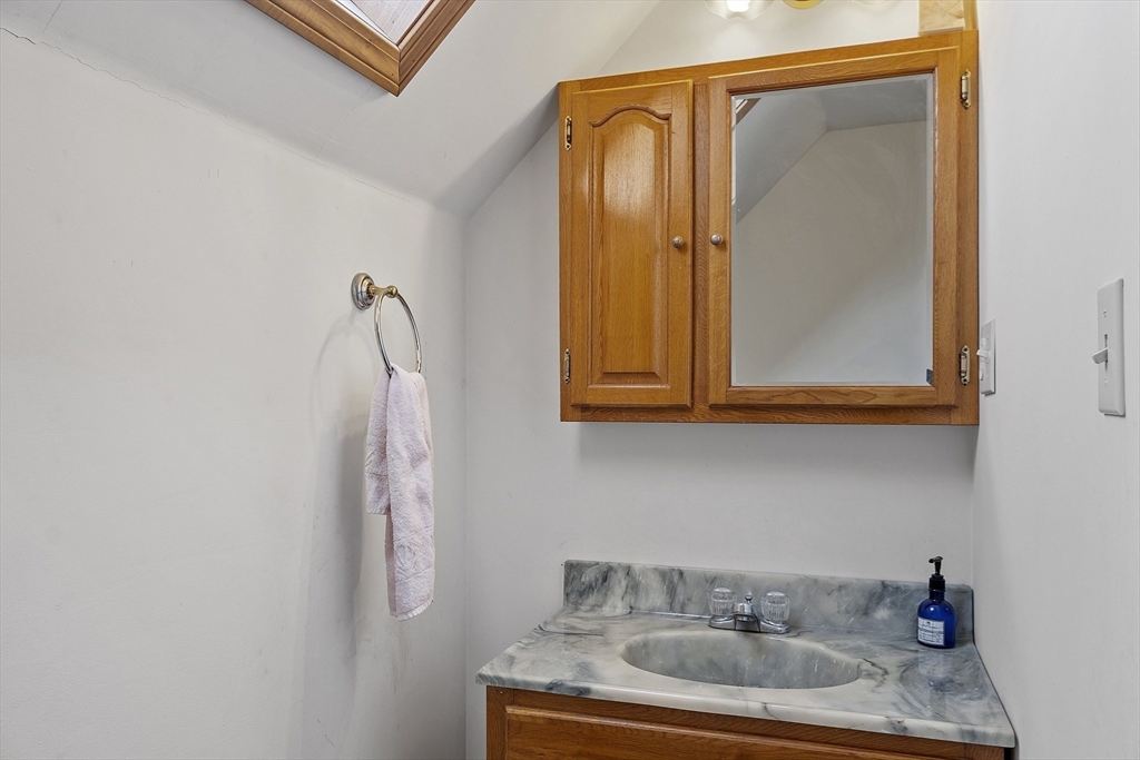 Pepperell, Massachusetts, 01463, United States, 3 Bedrooms Bedrooms, ,2 BathroomsBathrooms,Residential,For Sale,1942837