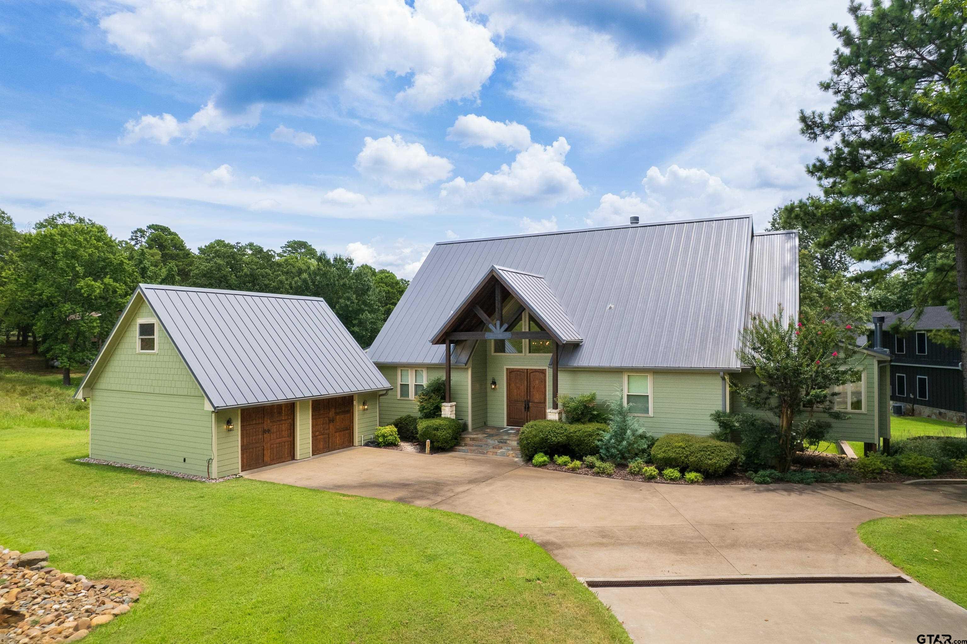 Scroggins, Texas, 75480, United States, 4 Bedrooms Bedrooms, ,5 BathroomsBathrooms,Residential,For Sale,1981840