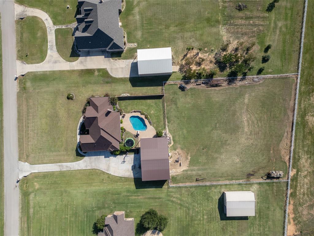 Weatherford, Texas, 76088, United States, 3 Bedrooms Bedrooms, ,2 BathroomsBathrooms,Residential,For Sale,1976944