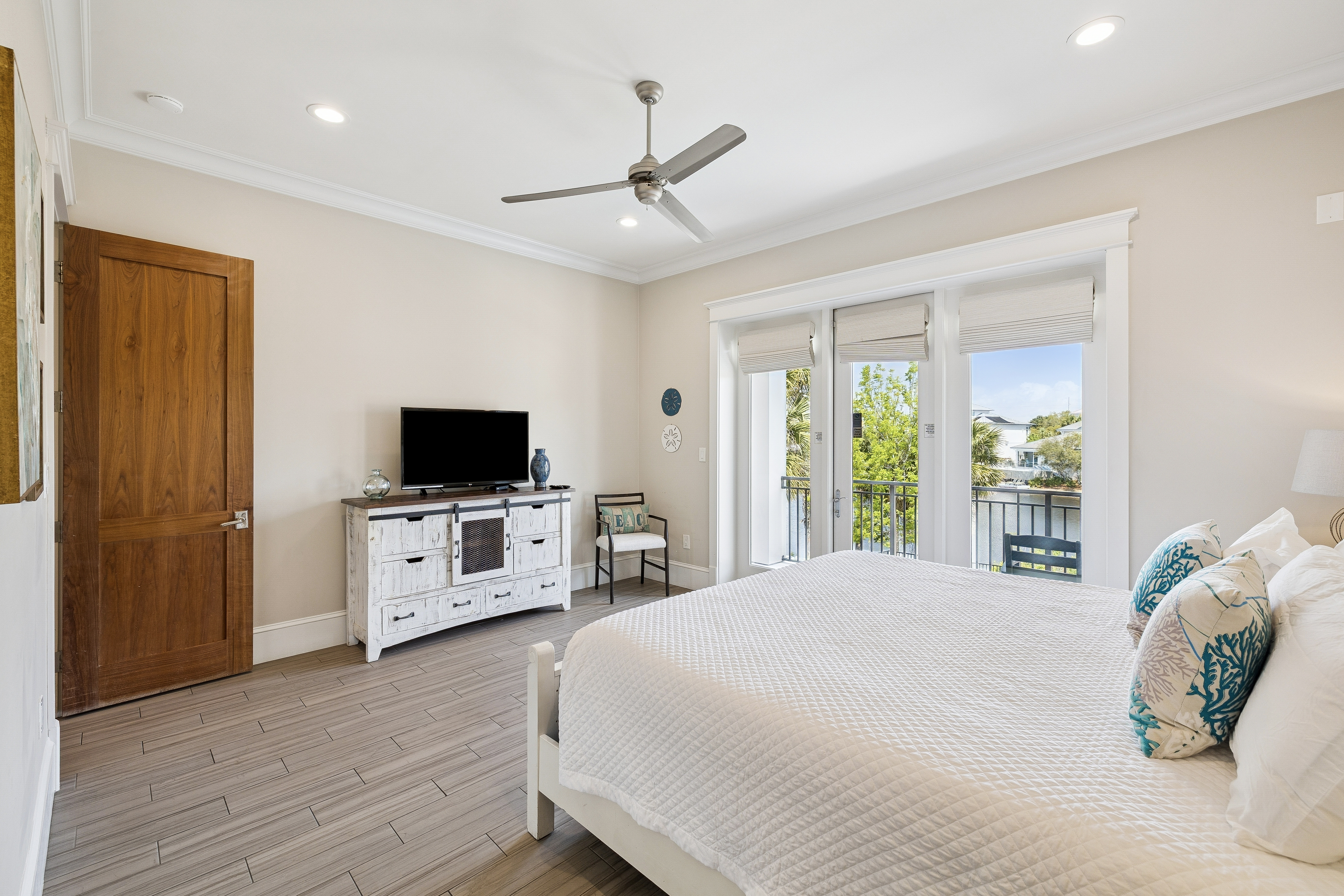  Extraordinary Gulf-View Estate  Heated Pool, Elevator & Multiple Living Areas - 物件實景