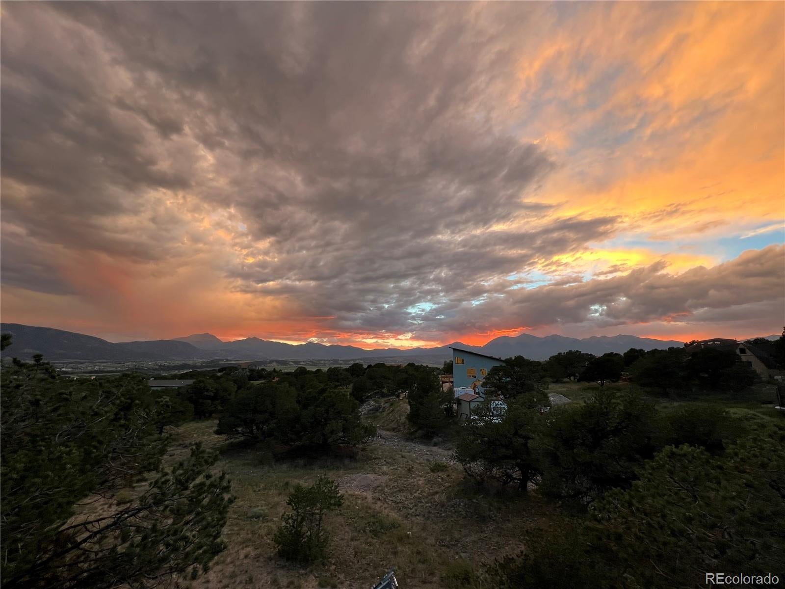 Salida, Colorado, 81201, United States, 4 Bedrooms Bedrooms, ,1 BathroomBathrooms,Residential,For Sale,2012029