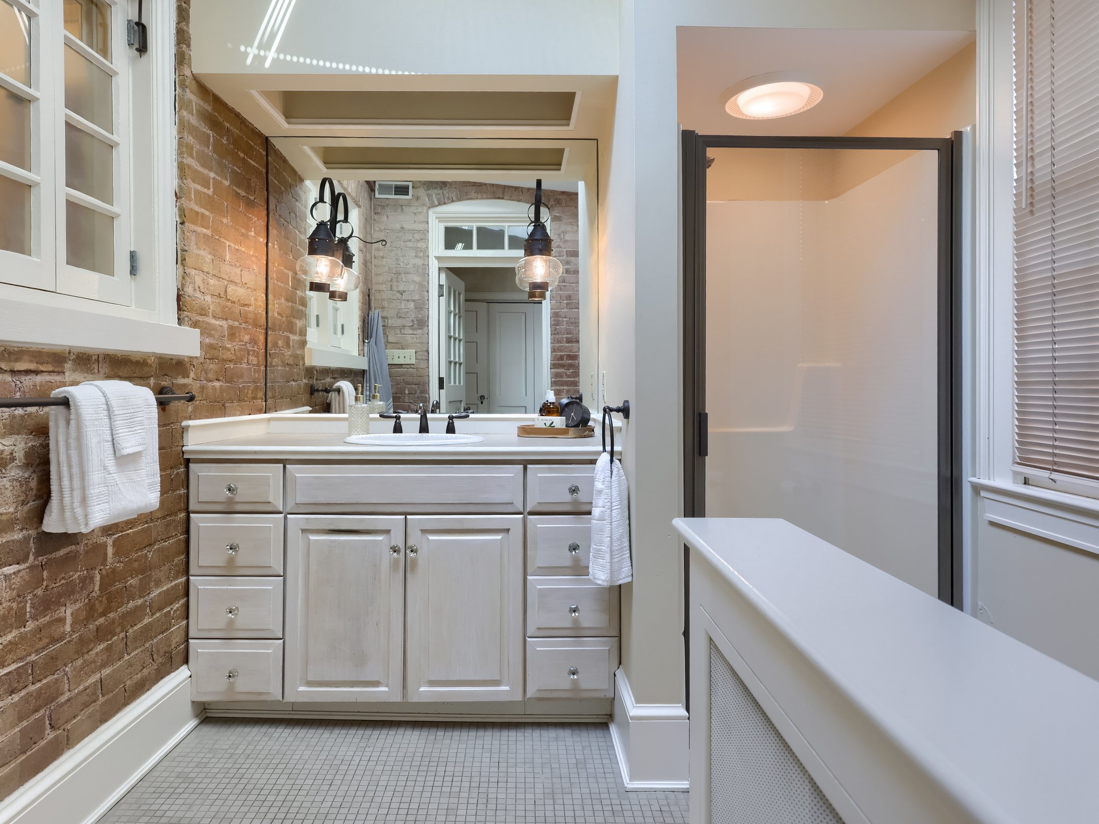  340 E Orange St, Lancaster, PA 17602 - 物件實景