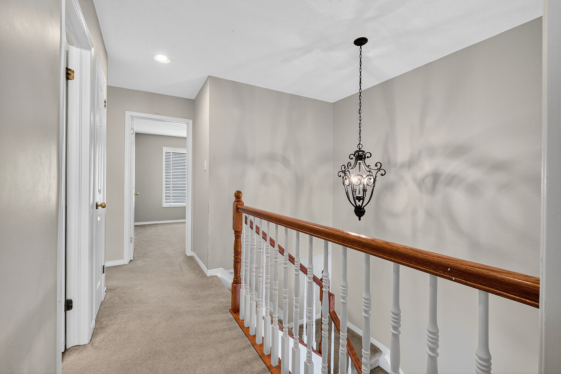 Ottawa, Ontario, K2W1E1, CA, 3 Bedrooms Bedrooms, ,3 BathroomsBathrooms,Residential,For Sale,1995671