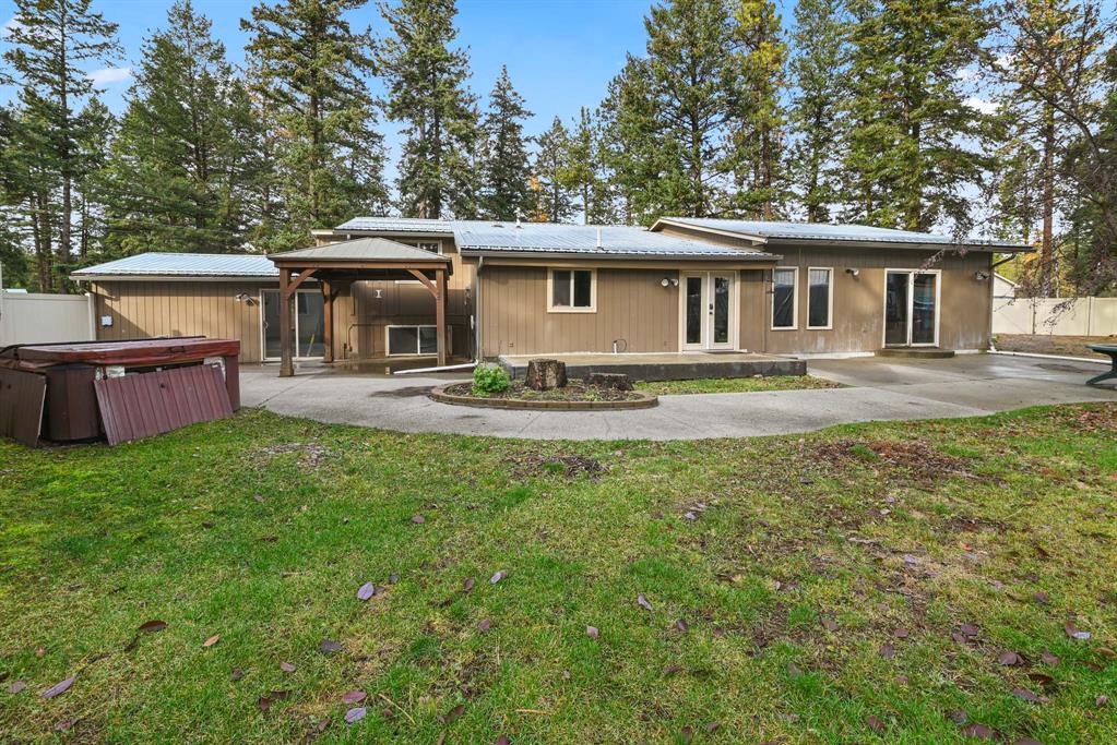 Columbia Falls, Montana, 59912, United States, 7 Bedrooms Bedrooms, ,2 BathroomsBathrooms,Residential,For Sale,1990809