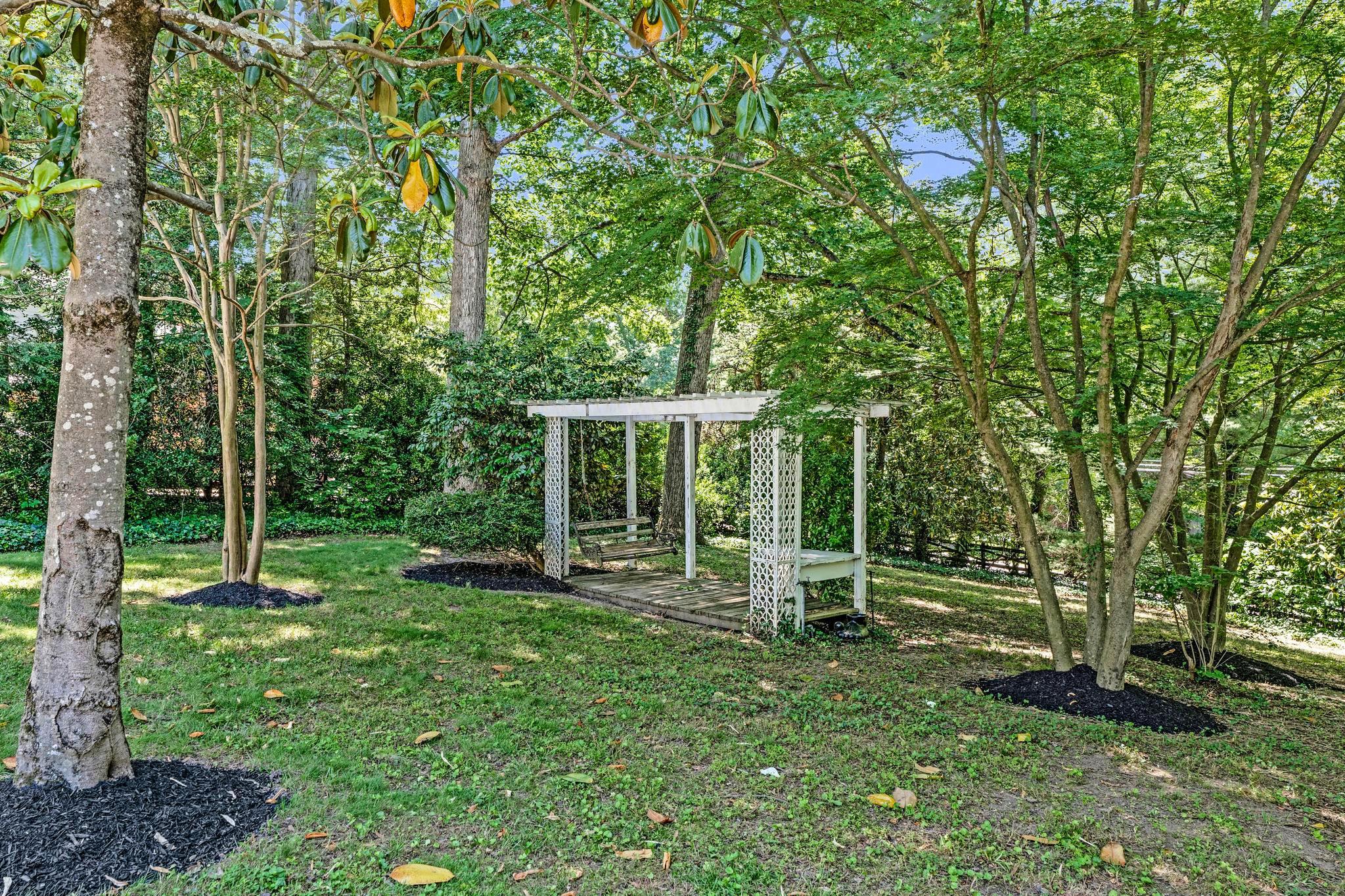 8601 Mount Zephyr Drive, Alexandria, VA, 22309 - 物件實景