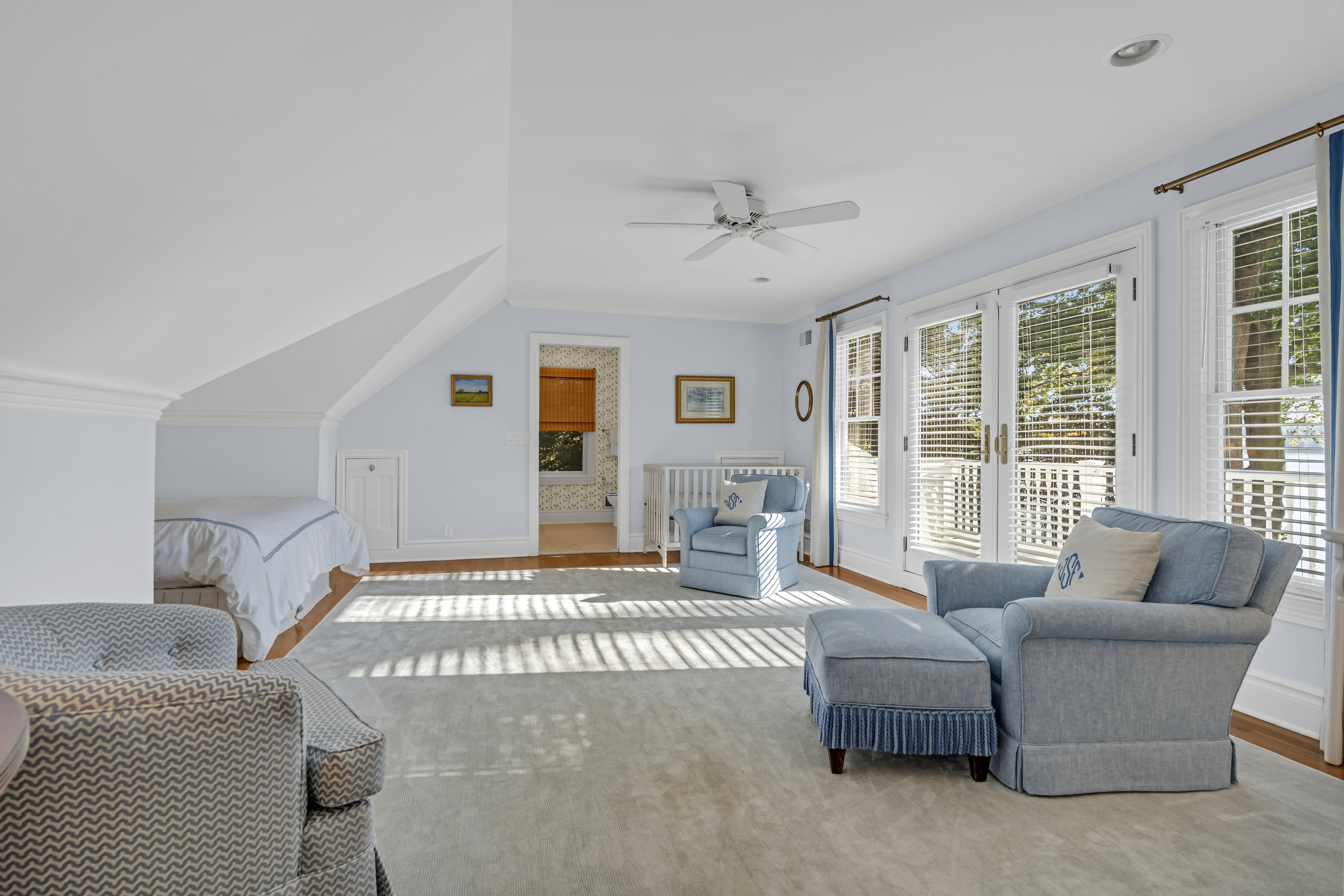  Waterfront Oasis - 物件實景