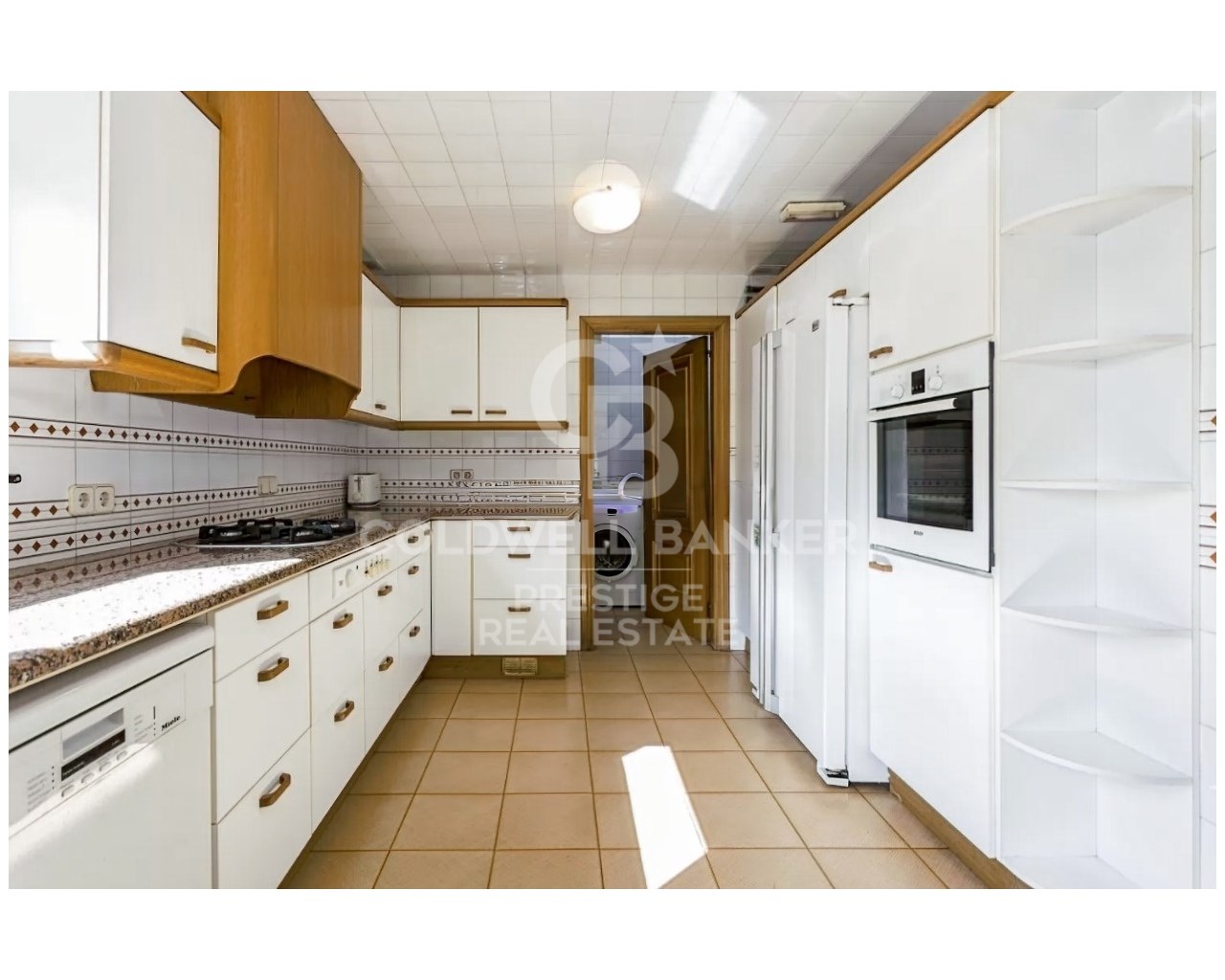 Barcelona, Esplugues de Llobregat, La Miranda - Ci, Esplugues de Llobregat, Catalonia, ES, 5 Bedrooms Bedrooms, ,4 BathroomsBathrooms,Residential,For Sale,Barcelona, Esplugues de Llobregat, La Miranda - Ci,1612405