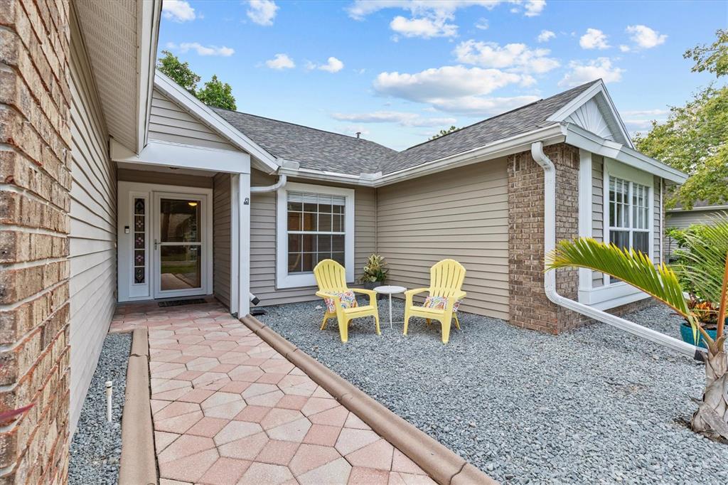 Tarpon Springs, Florida, 34689, United States, 4 Bedrooms Bedrooms, ,2 BathroomsBathrooms,Residential,For Sale,1920120