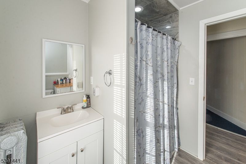 Dover, New Jersey, 07801, United States, 4 Bedrooms Bedrooms, ,2 BathroomsBathrooms,Residential,For Sale,1969138