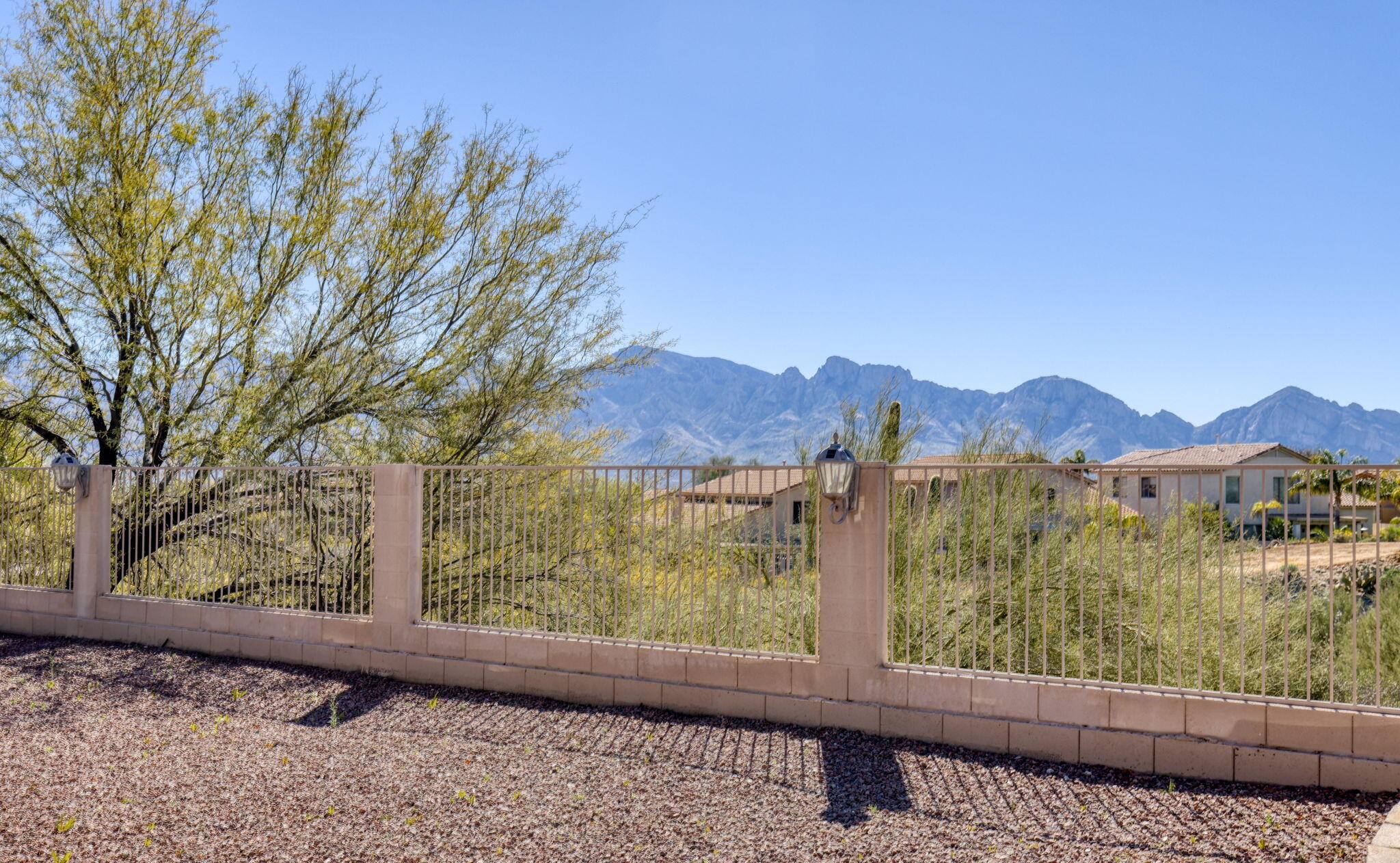  33 W Golden Spur Place, Tucson, AZ 85755 - 物件實景