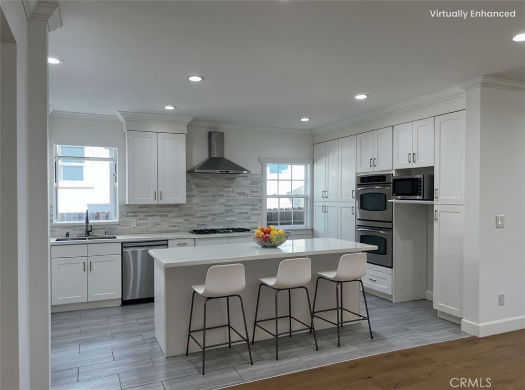 Los Angeles, California, 90019, United States, 5 Bedrooms Bedrooms, ,4 BathroomsBathrooms,Residential,For Sale,2005991