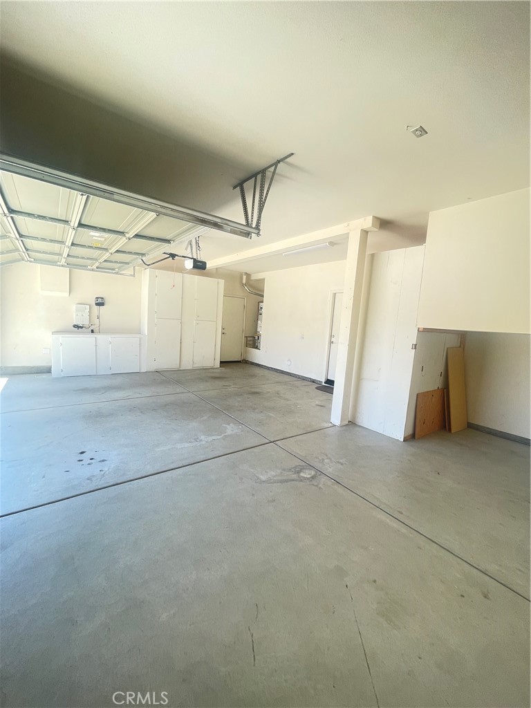 Hesperia, California, 92344, United States, 4 Bedrooms Bedrooms, ,3 BathroomsBathrooms,Residential,For Sale,2036953