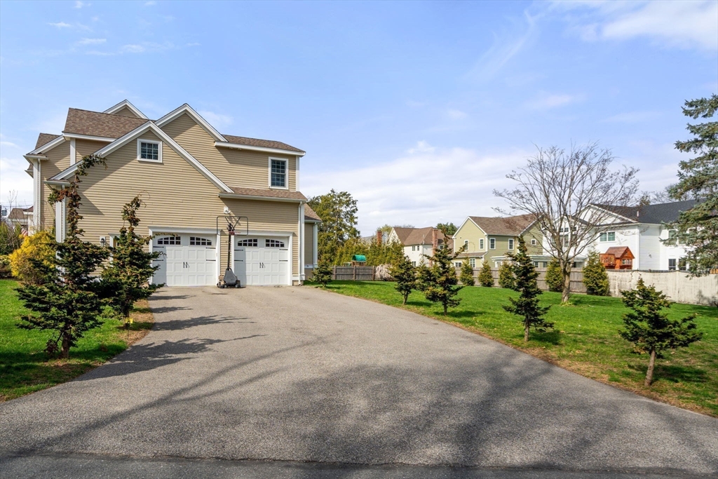 Needham, Massachusetts, 02492, United States, 5 Bedrooms Bedrooms, ,5 BathroomsBathrooms,Residential,For Sale,1850362