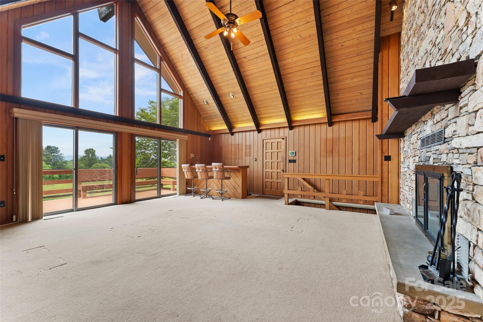 Asheville, North Carolina, 28806, United States, 4 Bedrooms Bedrooms, ,7 BathroomsBathrooms,Residential,For Sale,2001190