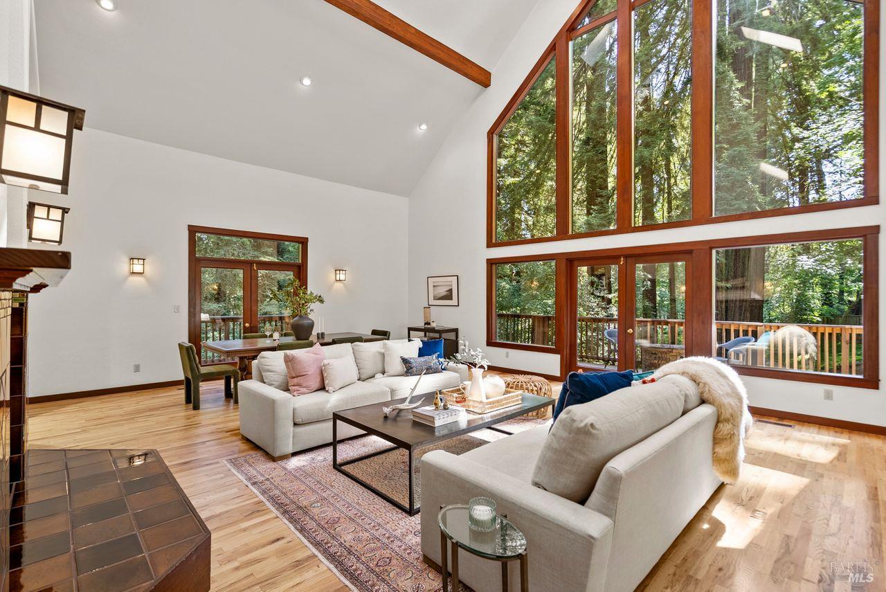 Woodacre, California, 94973, United States, 5 Bedrooms Bedrooms, ,3 BathroomsBathrooms,Residential,For Sale,1838533