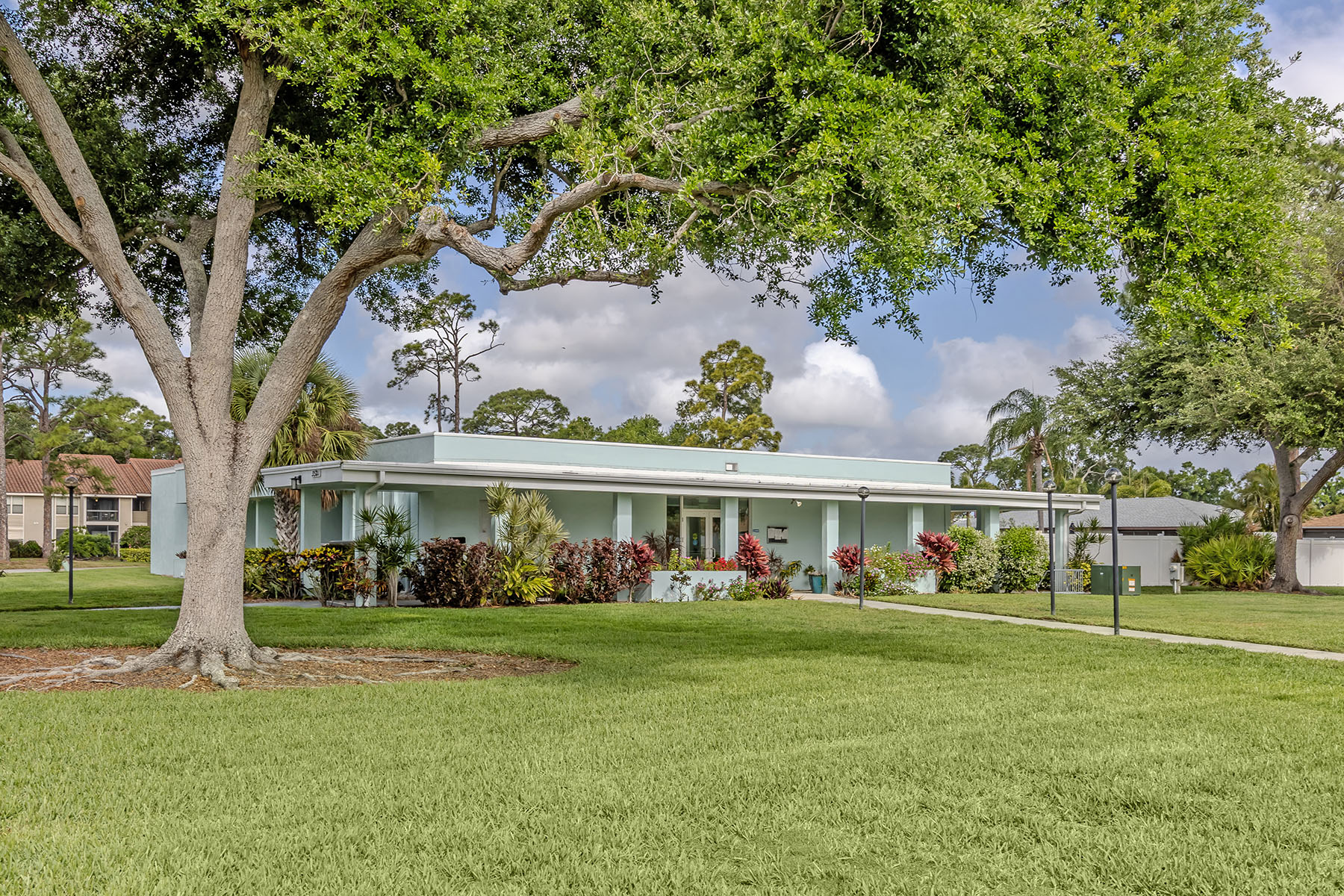  VILLAGE IN THE PINES - 物件實景