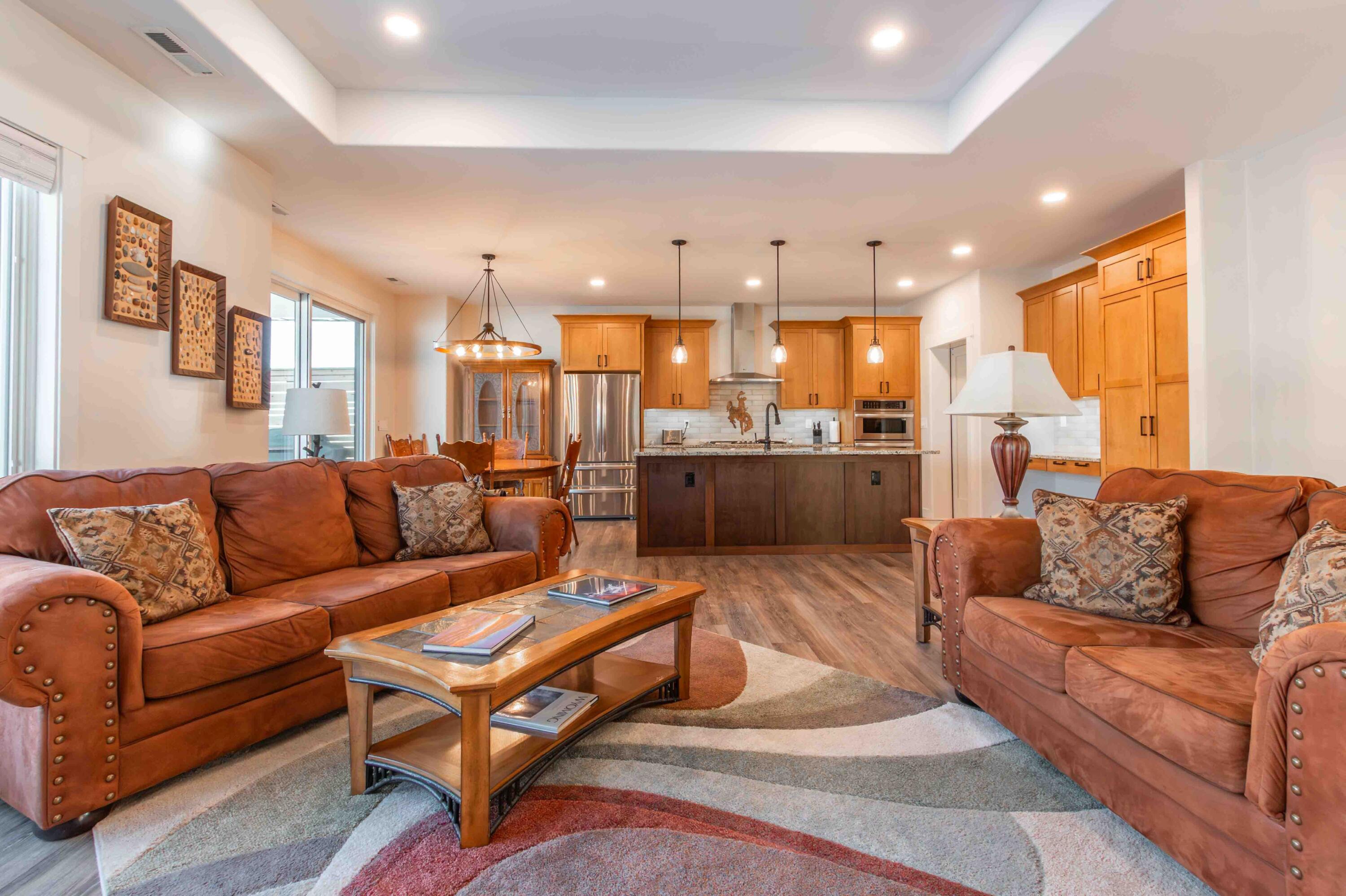 Sheridan, Wyoming, 82801, United States, 3 Bedrooms Bedrooms, ,3 BathroomsBathrooms,Residential,For Sale,2007537