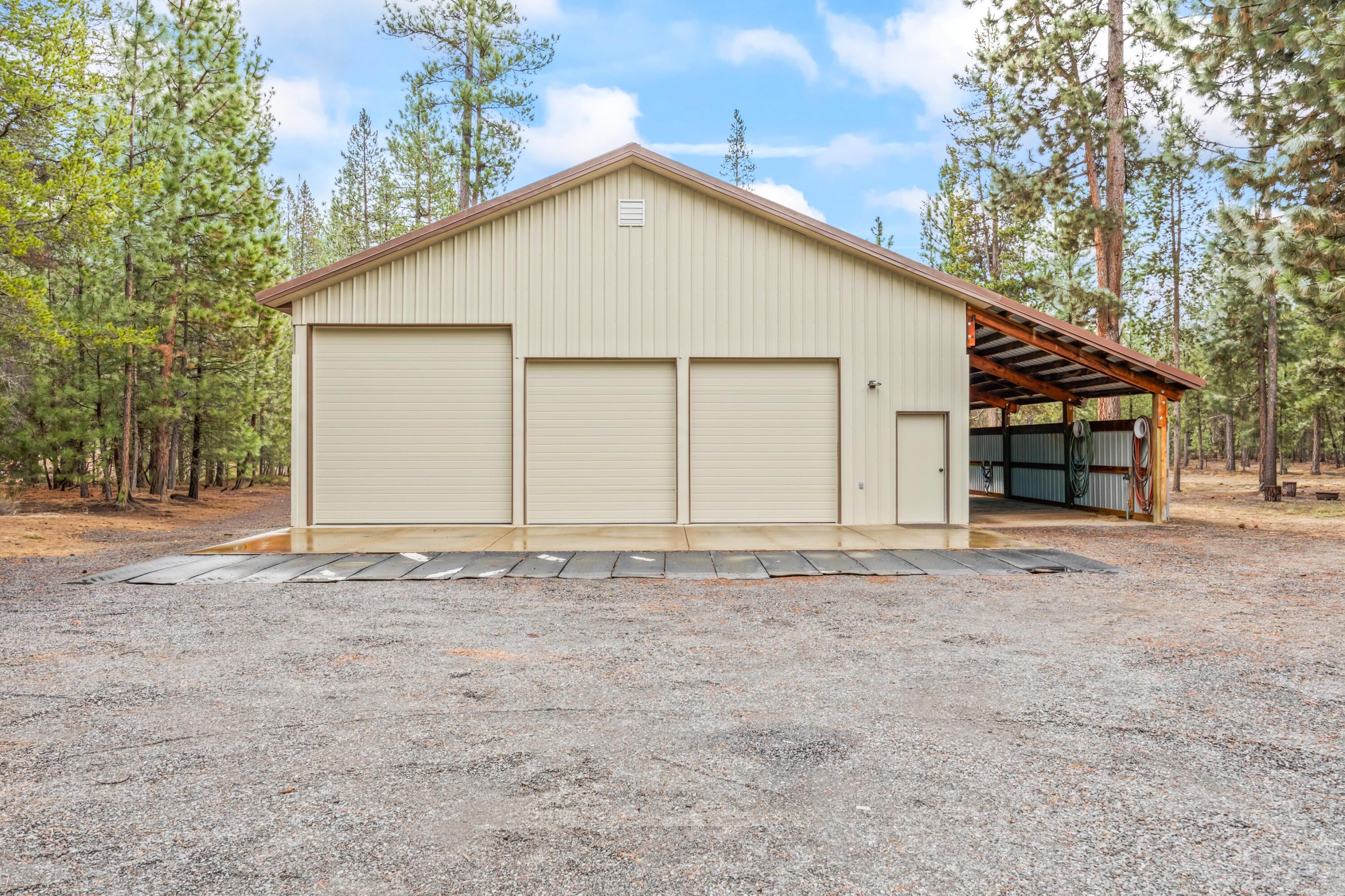 La Pine, Oregon, 97739, United States, 3 Bedrooms Bedrooms, ,3 BathroomsBathrooms,Residential,For Sale,2033541