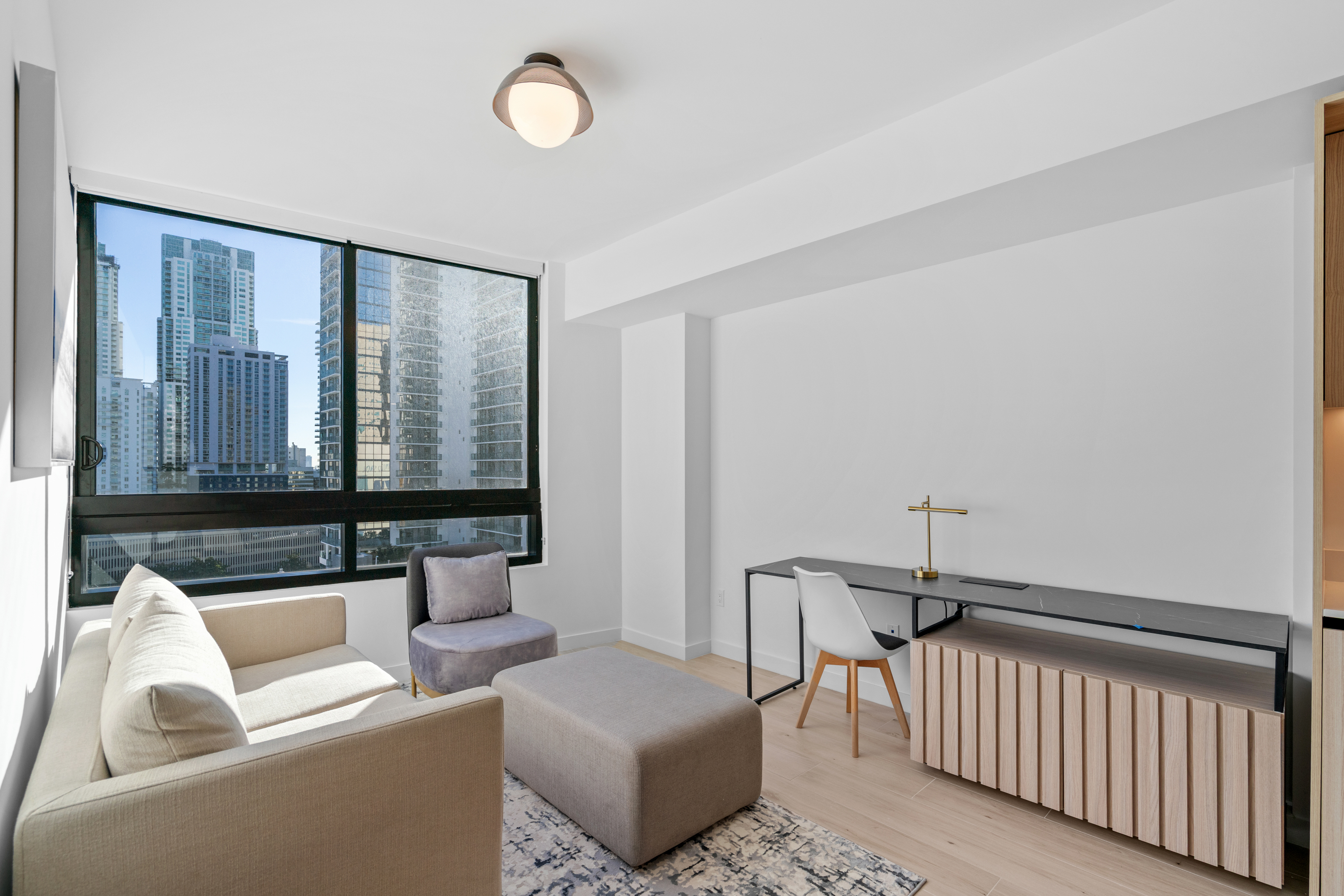  225 N Miami Ave, Miami, FL, 33132 - 物件實景