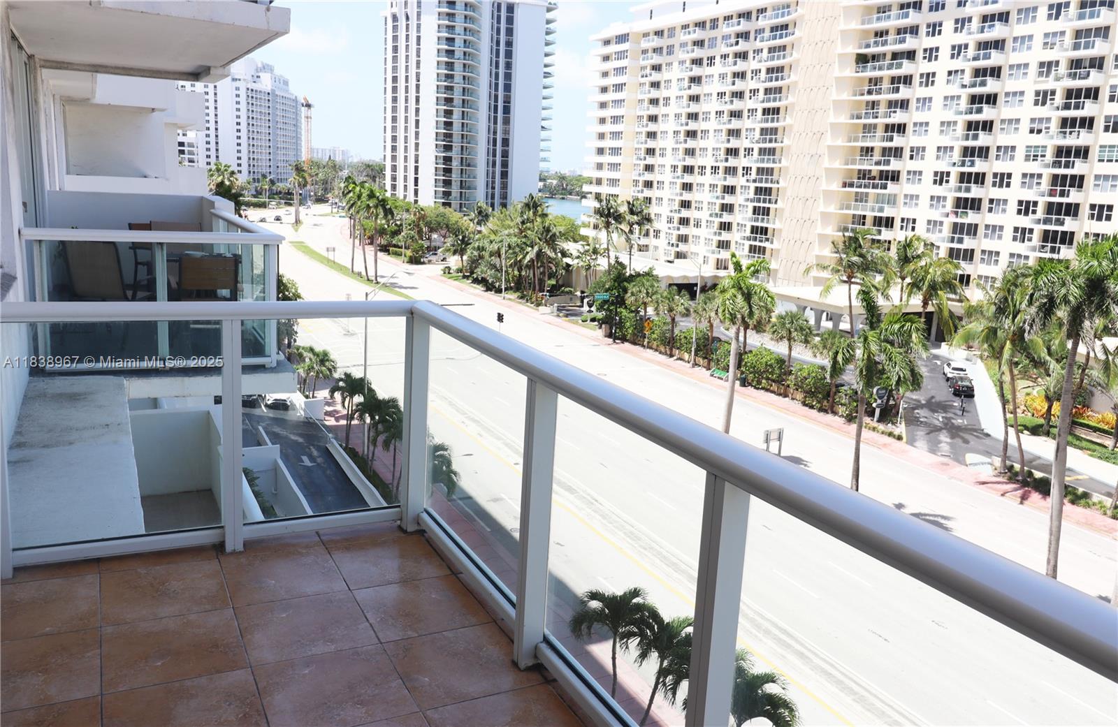 Miami Beach, Florida, 33140, United States, 2 Bedrooms Bedrooms, ,2 BathroomsBathrooms,Residential,For Sale,1890923