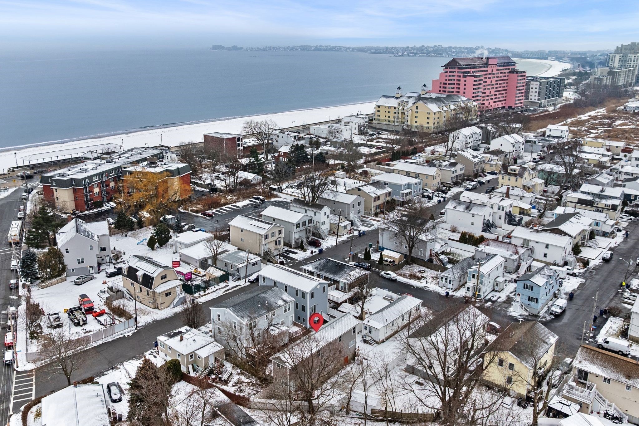 Revere, Massachusetts, 02151, United States, 2 Bedrooms Bedrooms, ,3 BathroomsBathrooms,Residential,For Sale,2008626