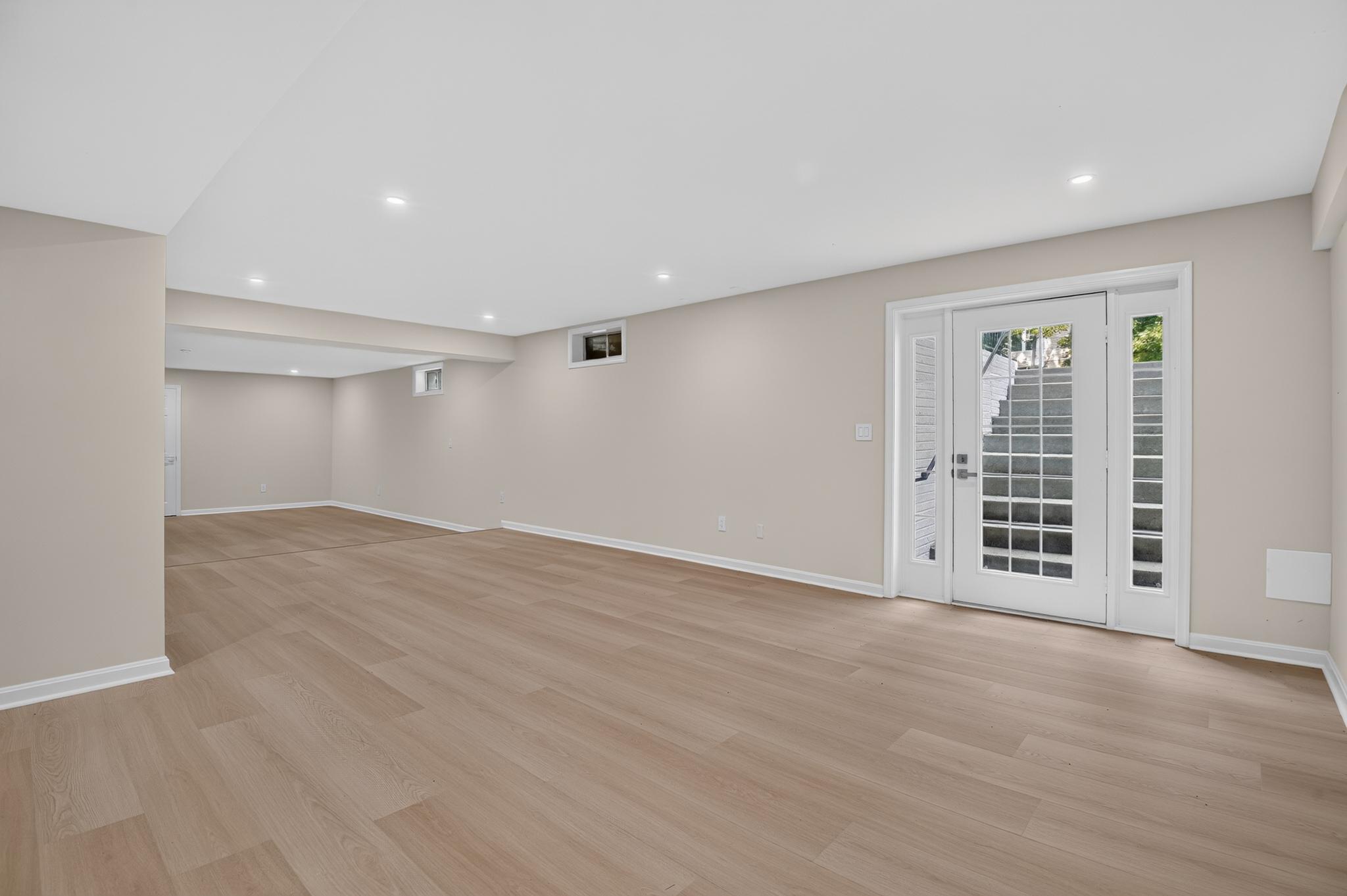  13621 Pine View Lane, Rockville, MD 20850 - 物件實景