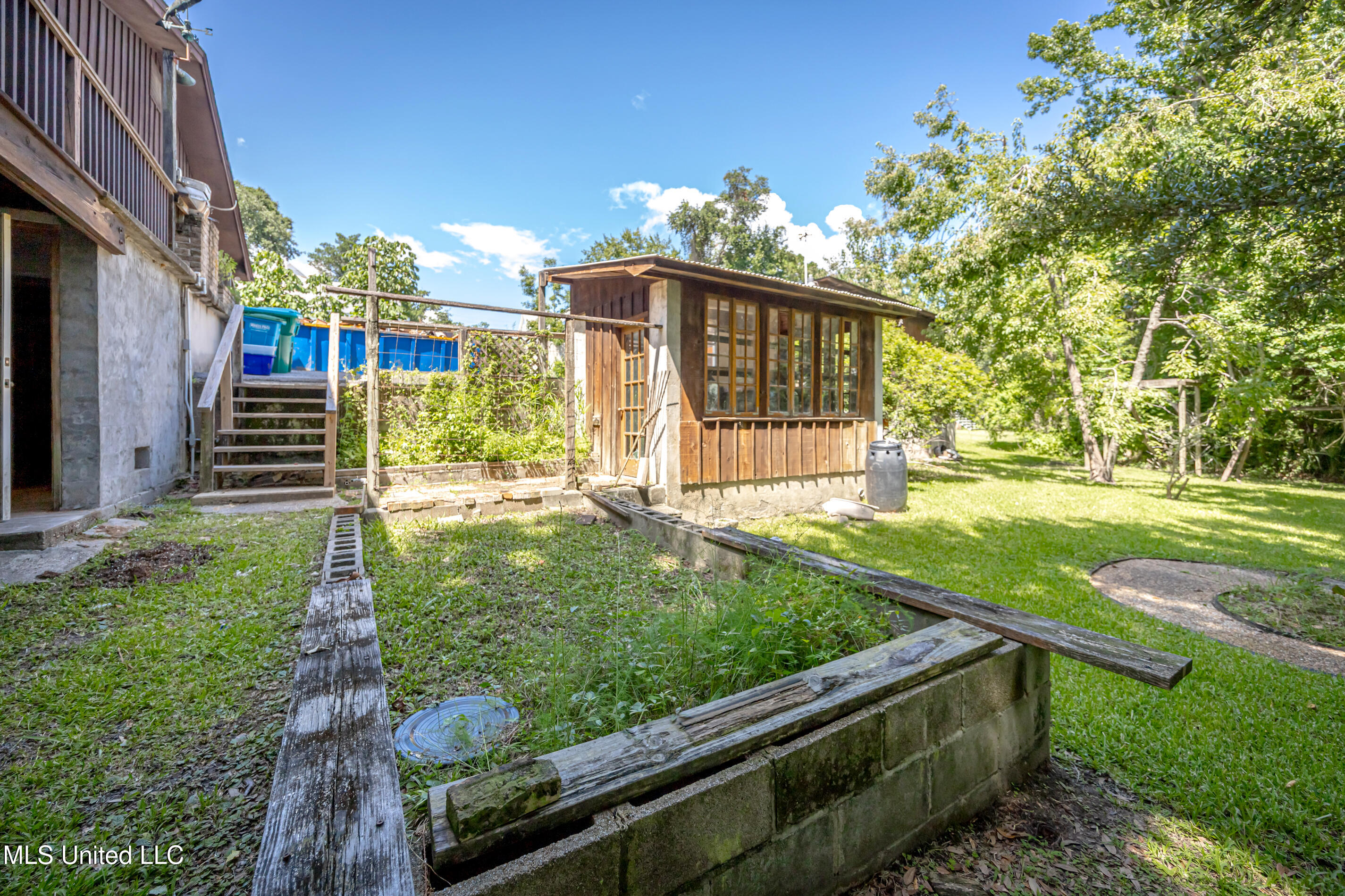 Ocean Springs, Mississippi, 39564, United States, 3 Bedrooms Bedrooms, ,3 BathroomsBathrooms,Residential,For Sale,1903607