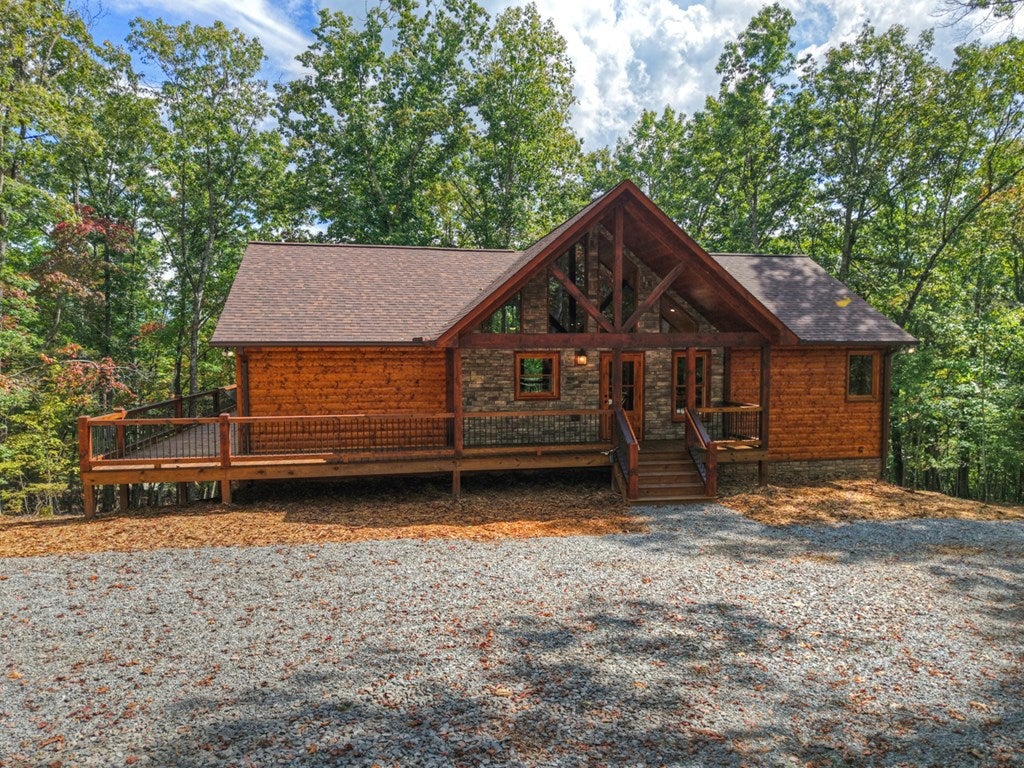 Mineral Bluff, Georgia, 30559, United States, 4 Bedrooms Bedrooms, ,3 BathroomsBathrooms,Residential,For Sale,1953348
