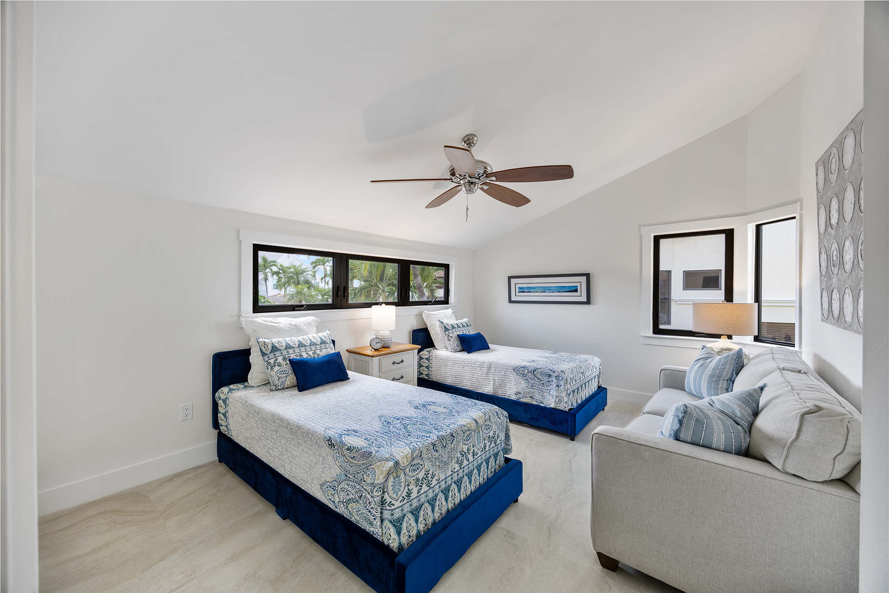  ROYAL HARBOR - BAYVIEW ESTATES - 物件實景