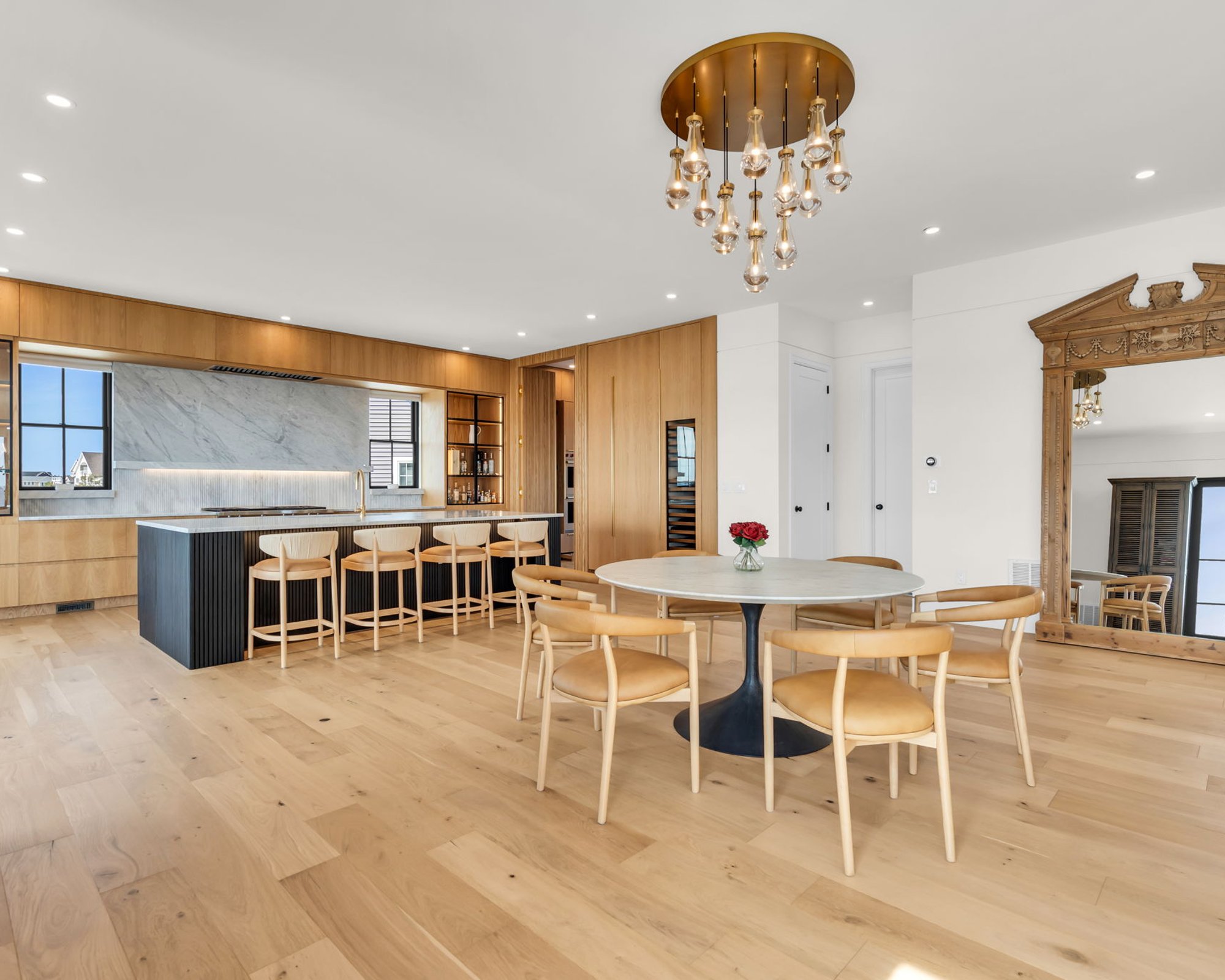  Exceptional Custom Built Waterfront Home - 物件實景
