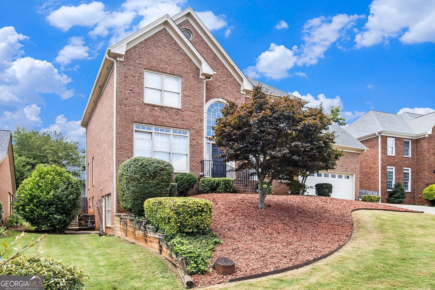 Johns Creek, Georgia, 30005, United States, 7 Bedrooms Bedrooms, ,5 BathroomsBathrooms,Residential,For Sale,1951994