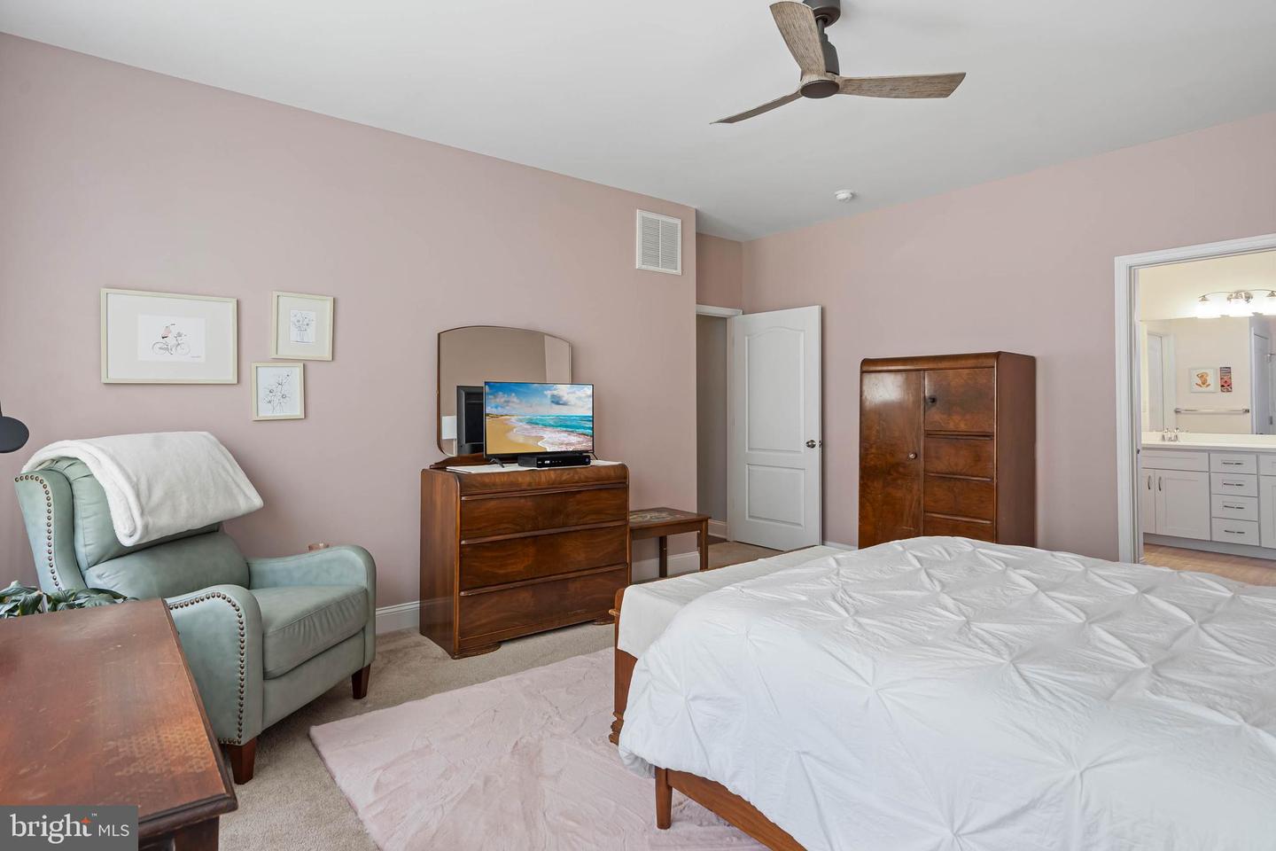 Milton, Delaware, 19968, United States, 4 Bedrooms Bedrooms, ,3 BathroomsBathrooms,Residential,For Sale,1760064