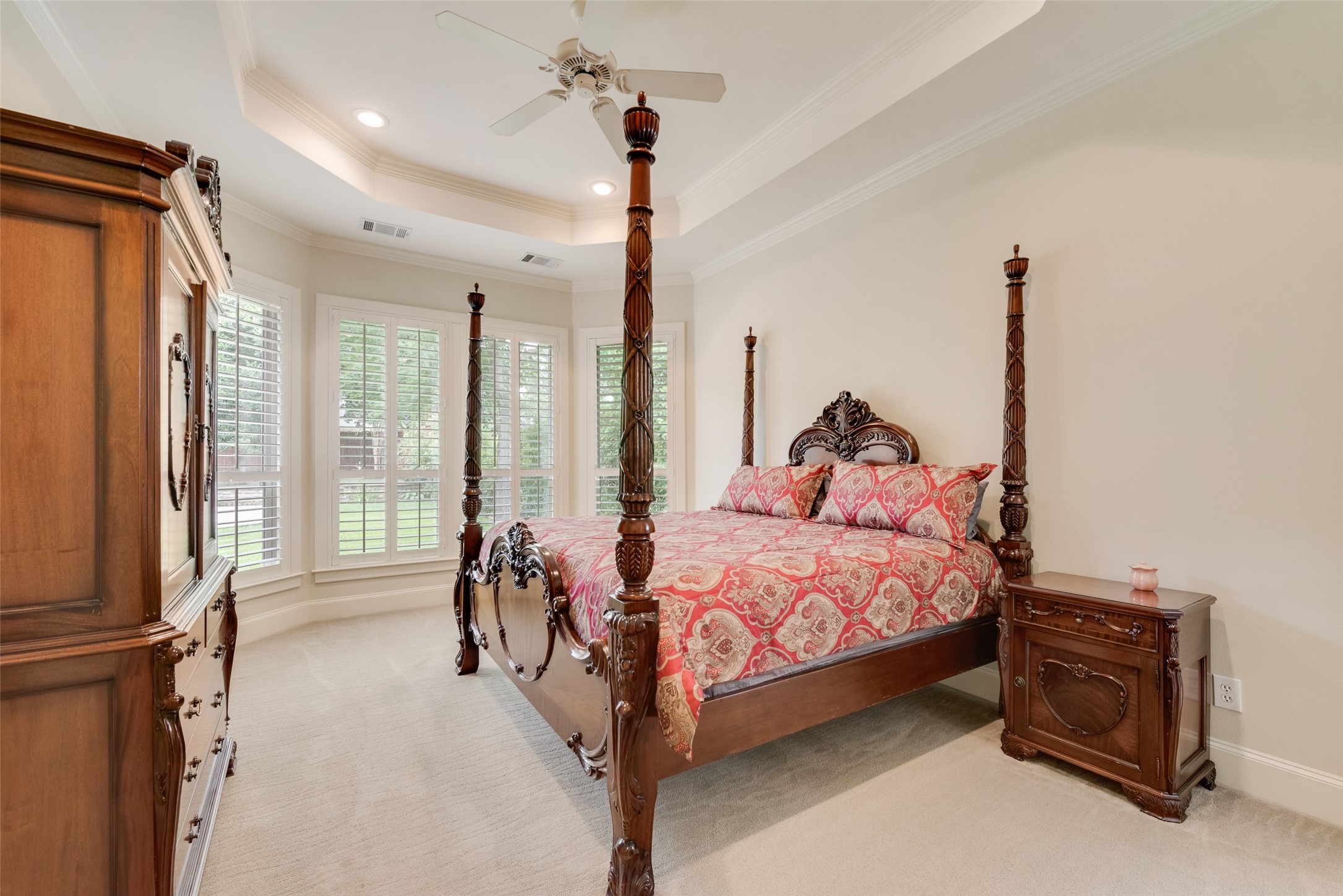 Heath, Texas, 75032, United States, 5 Bedrooms Bedrooms, ,4 BathroomsBathrooms,Residential,For Sale,1847303