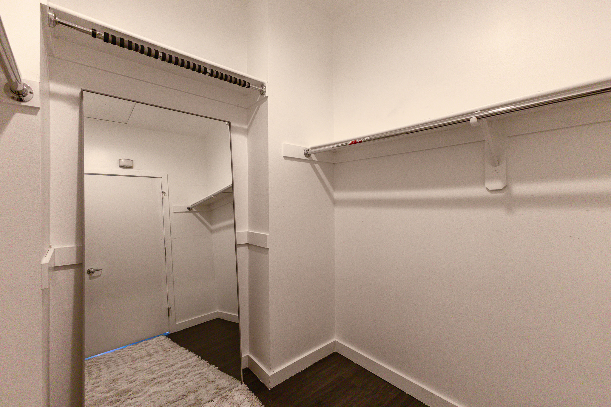  10735 Bloomfield Street, #5 - 物件實景