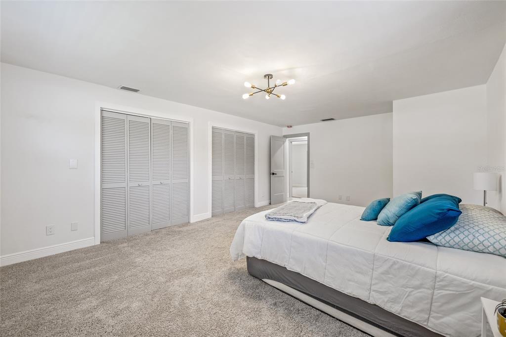 St Petersburg, Florida, 33705, United States, 4 Bedrooms Bedrooms, ,2 BathroomsBathrooms,Residential,For Sale,1919493