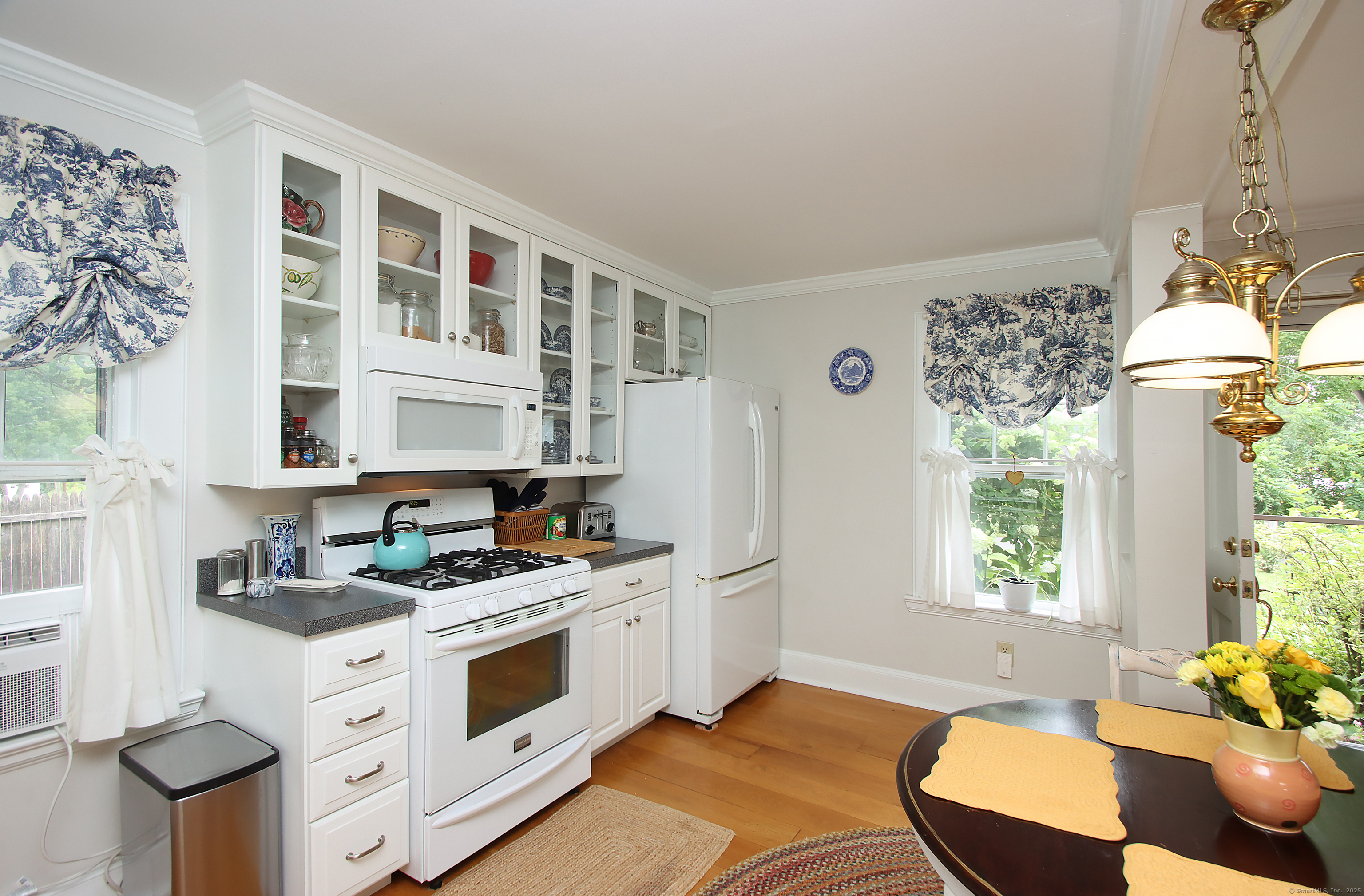 Bethel, Connecticut, 06801, United States, 3 Bedrooms Bedrooms, ,3 BathroomsBathrooms,Residential,For Sale,1906935