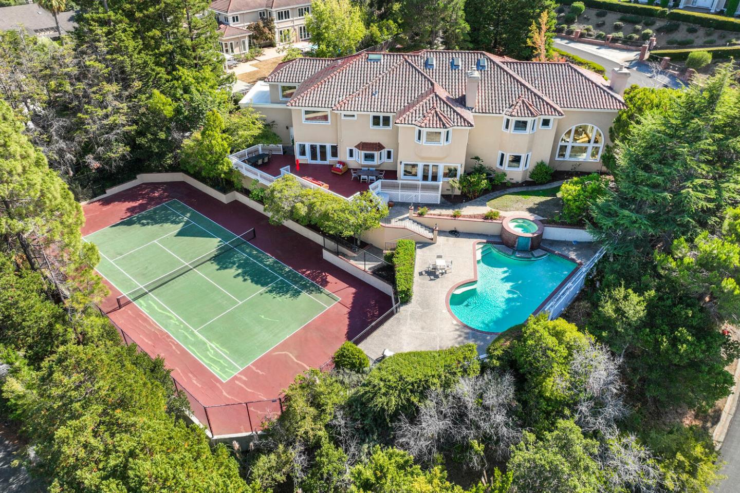 Hillsborough, California, 94010, United States, 5 Bedrooms Bedrooms, ,5 BathroomsBathrooms,Residential,For Sale,1940320
