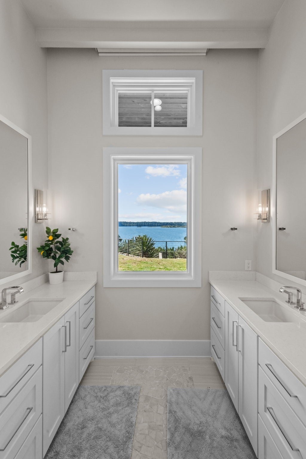 Graford, Texas, 76449, United States, 5 Bedrooms Bedrooms, ,7 BathroomsBathrooms,Residential,For Sale,1987325