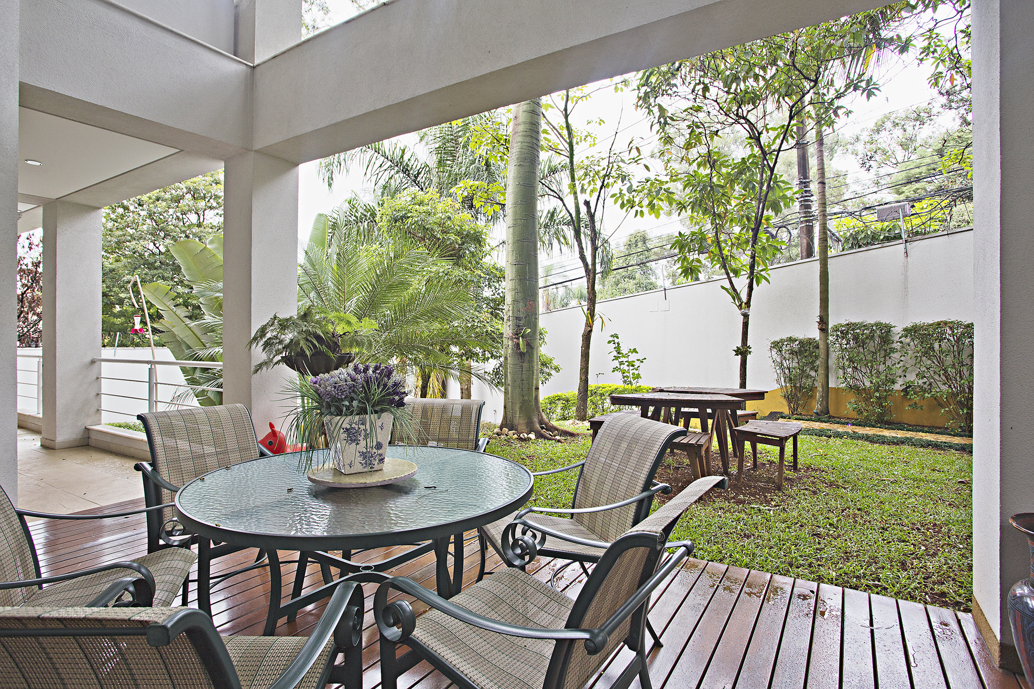  Home in a gated community surrounded by greenery - 物件實景