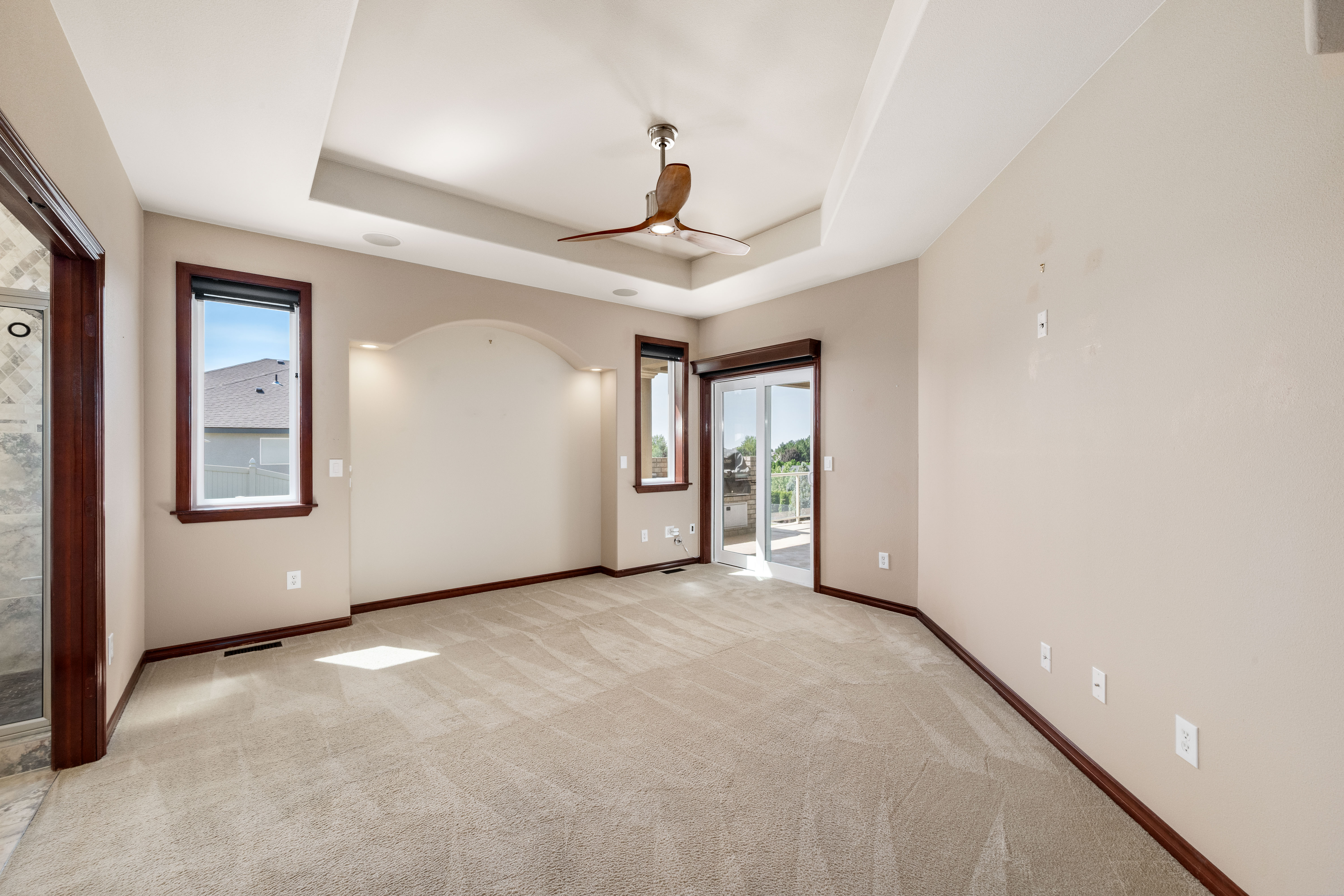  Breathtaking Views & Award Winning Parade Home - 物件實景