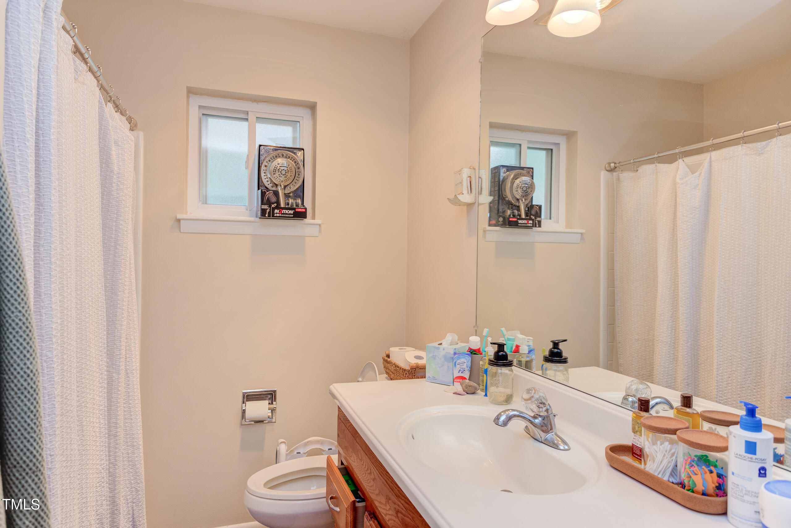 Carrboro, North Carolina, 27510, United States, 4 Bedrooms Bedrooms, ,2 BathroomsBathrooms,Residential,For Sale,1932022