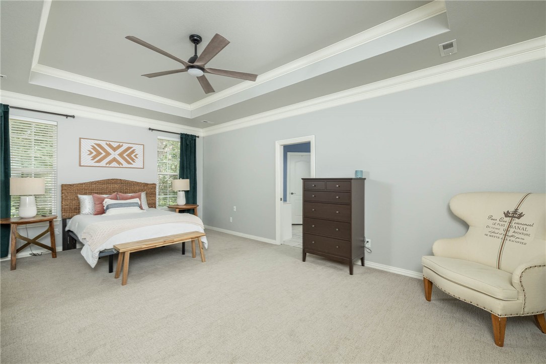 Bella Vista, Arkansas, 72714, United States, 4 Bedrooms Bedrooms, ,4 BathroomsBathrooms,Residential,For Sale,1918592