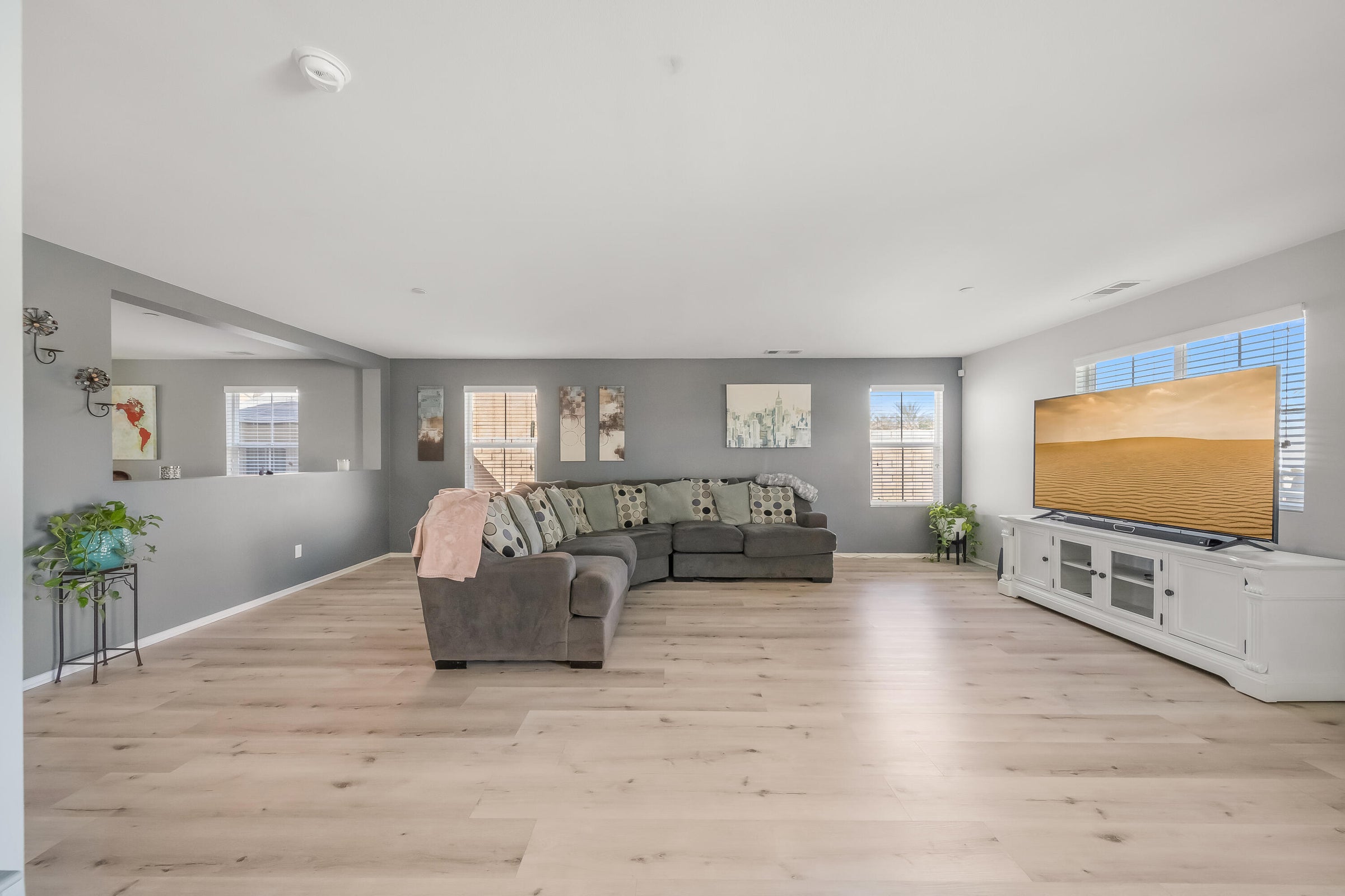 Coachella, California, 92236, United States, 5 Bedrooms Bedrooms, ,3 BathroomsBathrooms,Residential,For Sale,1986838