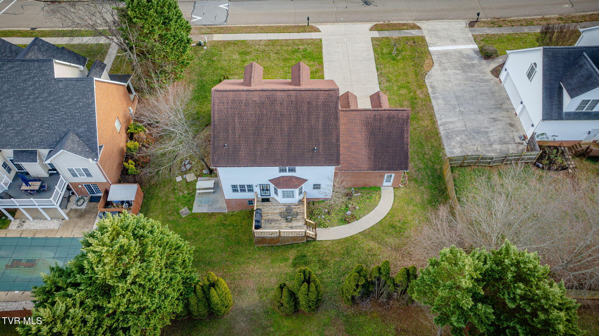 Johnson City, Tennessee, 37601, United States, 5 Bedrooms Bedrooms, ,4 BathroomsBathrooms,Residential,For Sale,2049001