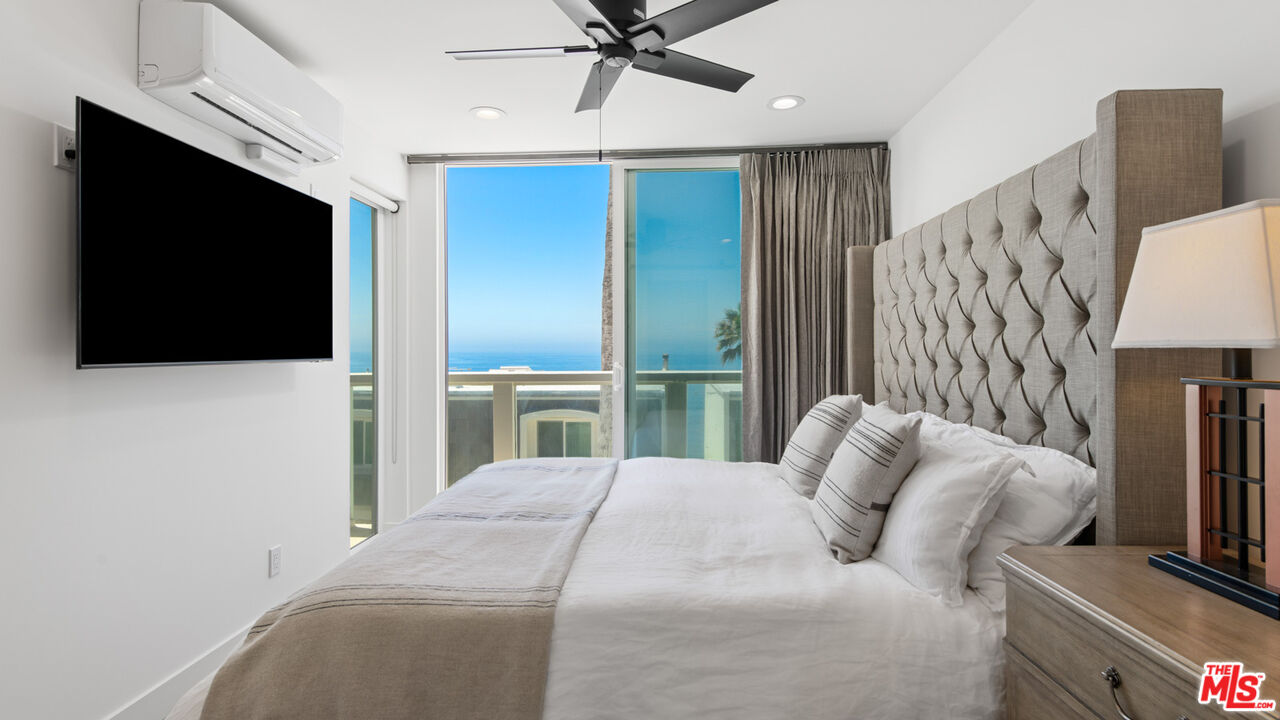 Malibu, California, 90265, United States, 2 Bedrooms Bedrooms, ,2 BathroomsBathrooms,Residential,For Sale,1896546
