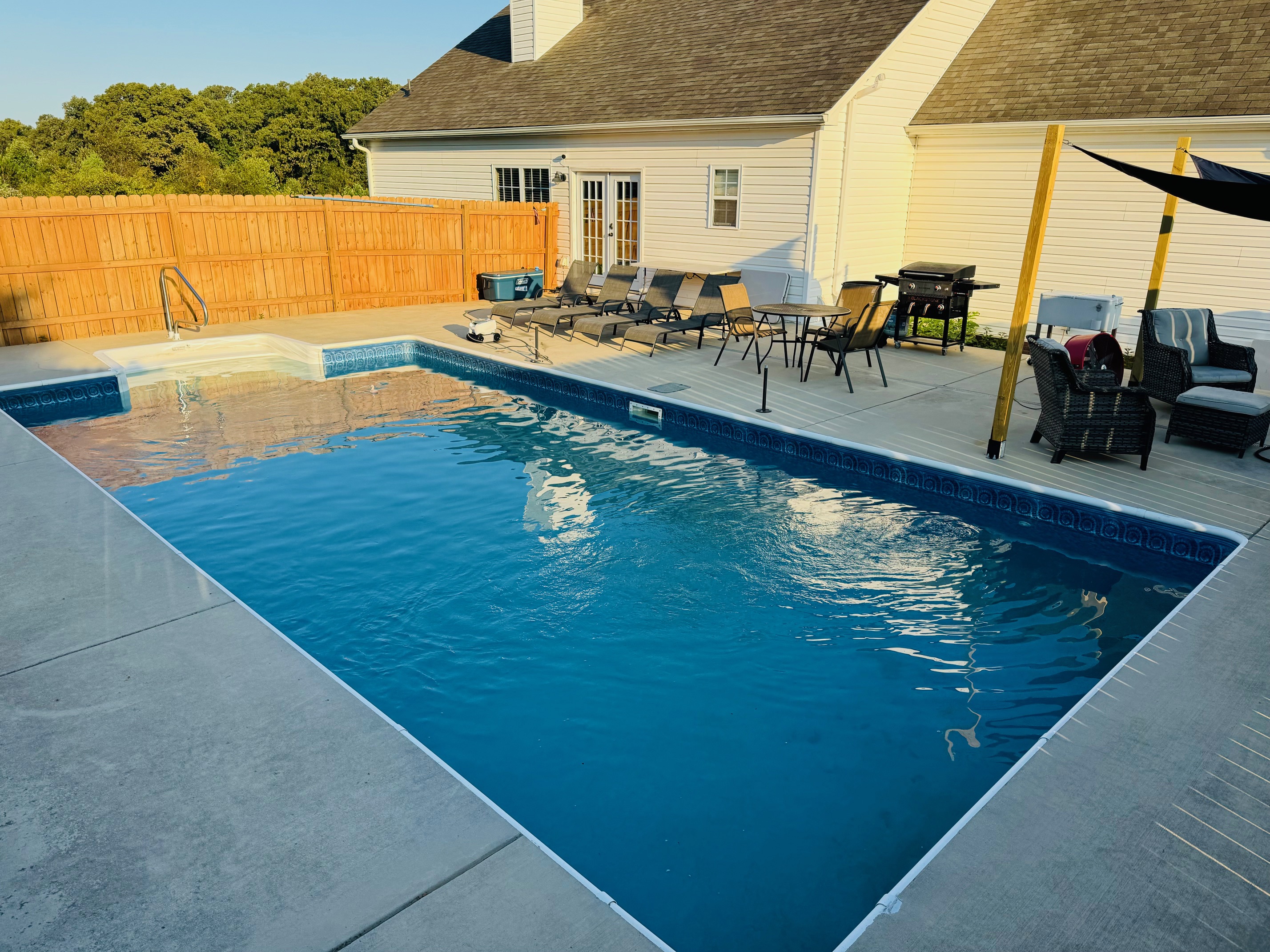 Friendsville, Tennessee, 37737, United States, 3 Bedrooms Bedrooms, ,4 BathroomsBathrooms,Residential,For Sale,1962671