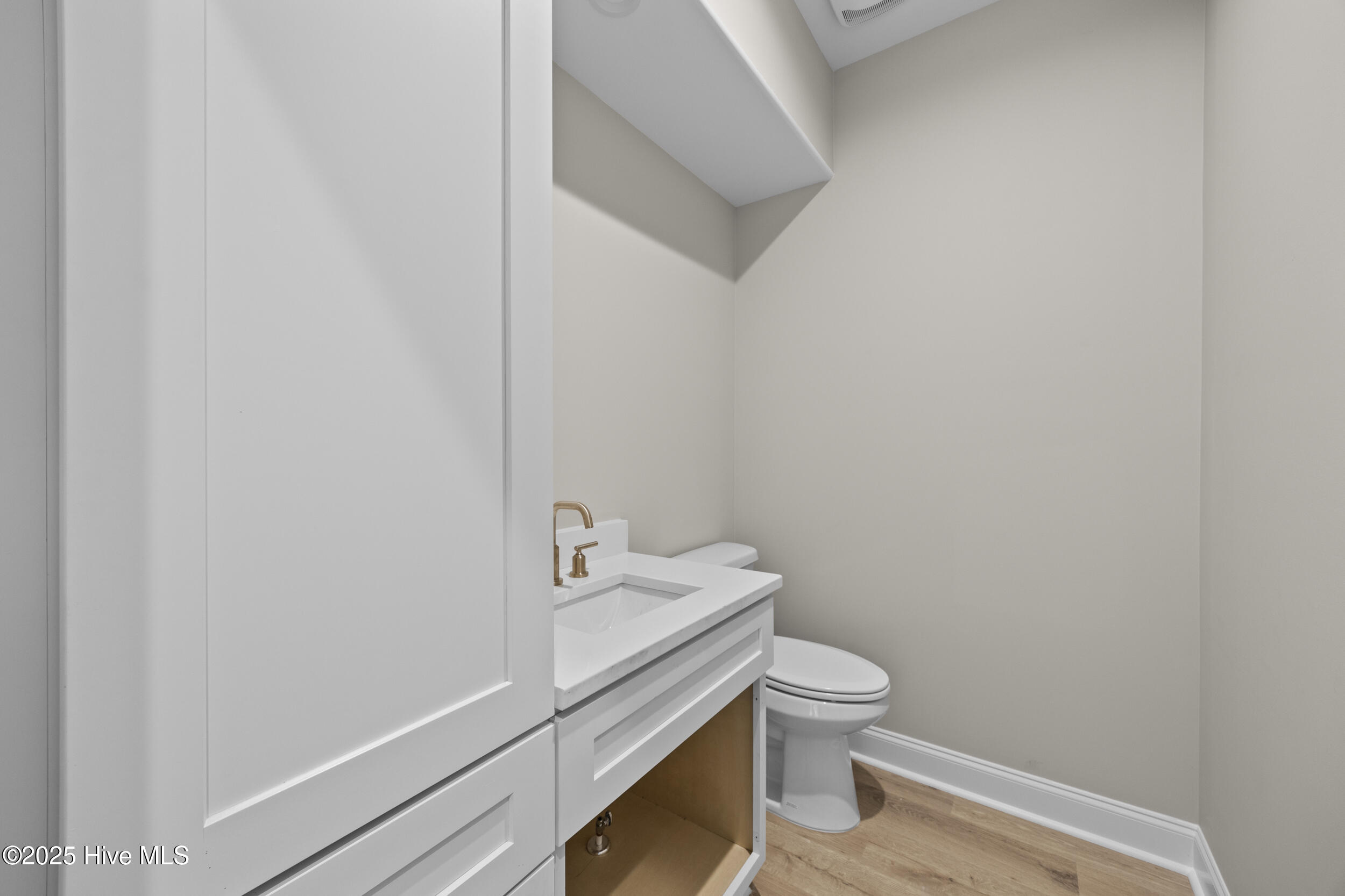 North Topsail Beach, North Carolina, 28460, United States, 7 Bedrooms Bedrooms, ,6 BathroomsBathrooms,Residential,For Sale,1991057