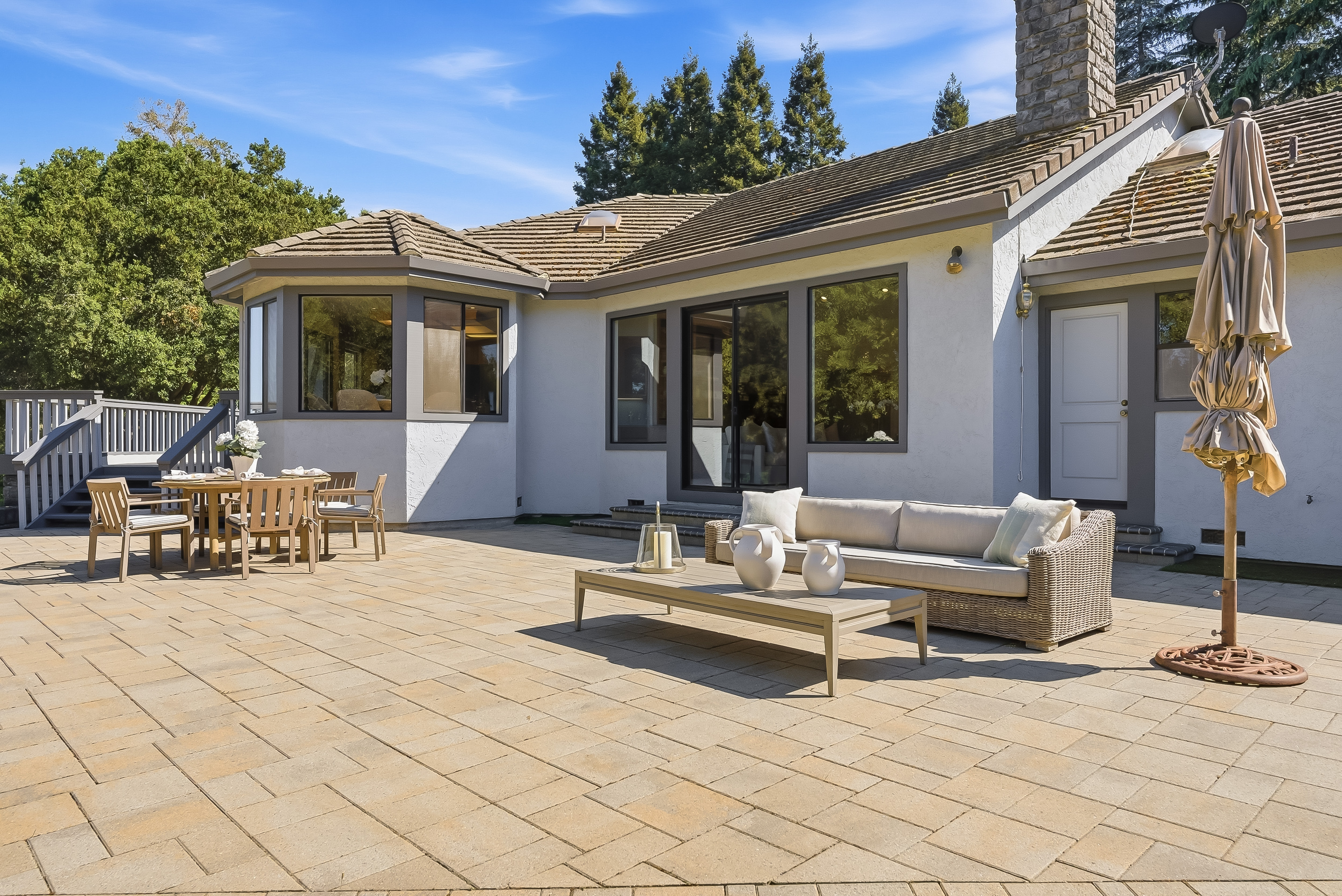  More Than 2.7 Acres of Privacy and Potential with Palo Alto Schools - 物件實景