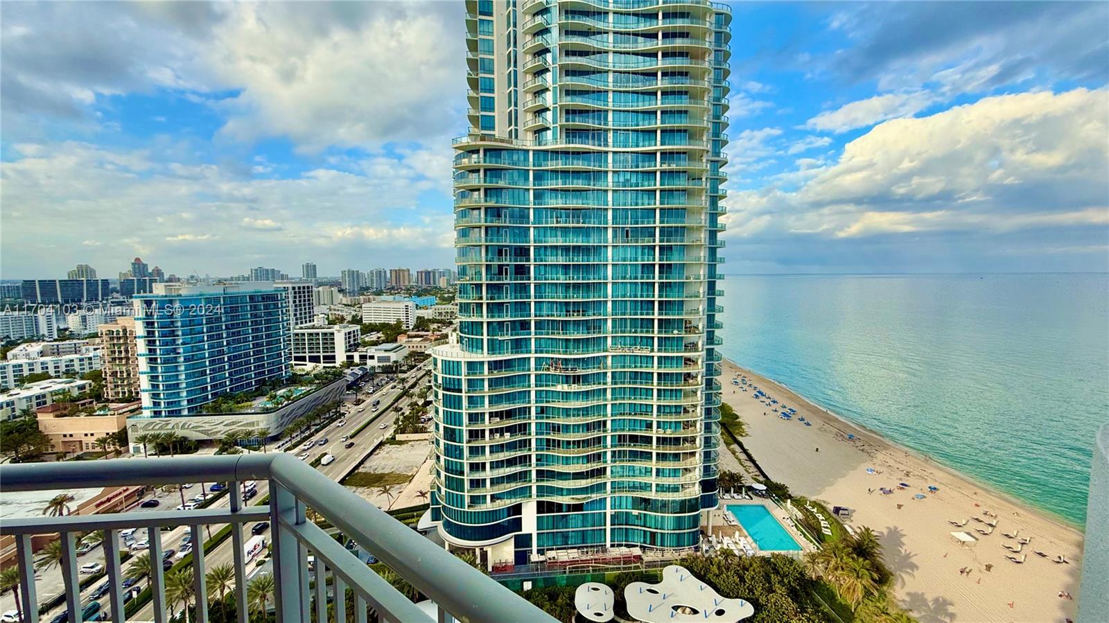 Sunny Isles Beach, Florida, 33160, United States, 1 Bedroom Bedrooms, ,1 BathroomBathrooms,Residential,For Sale,1761868