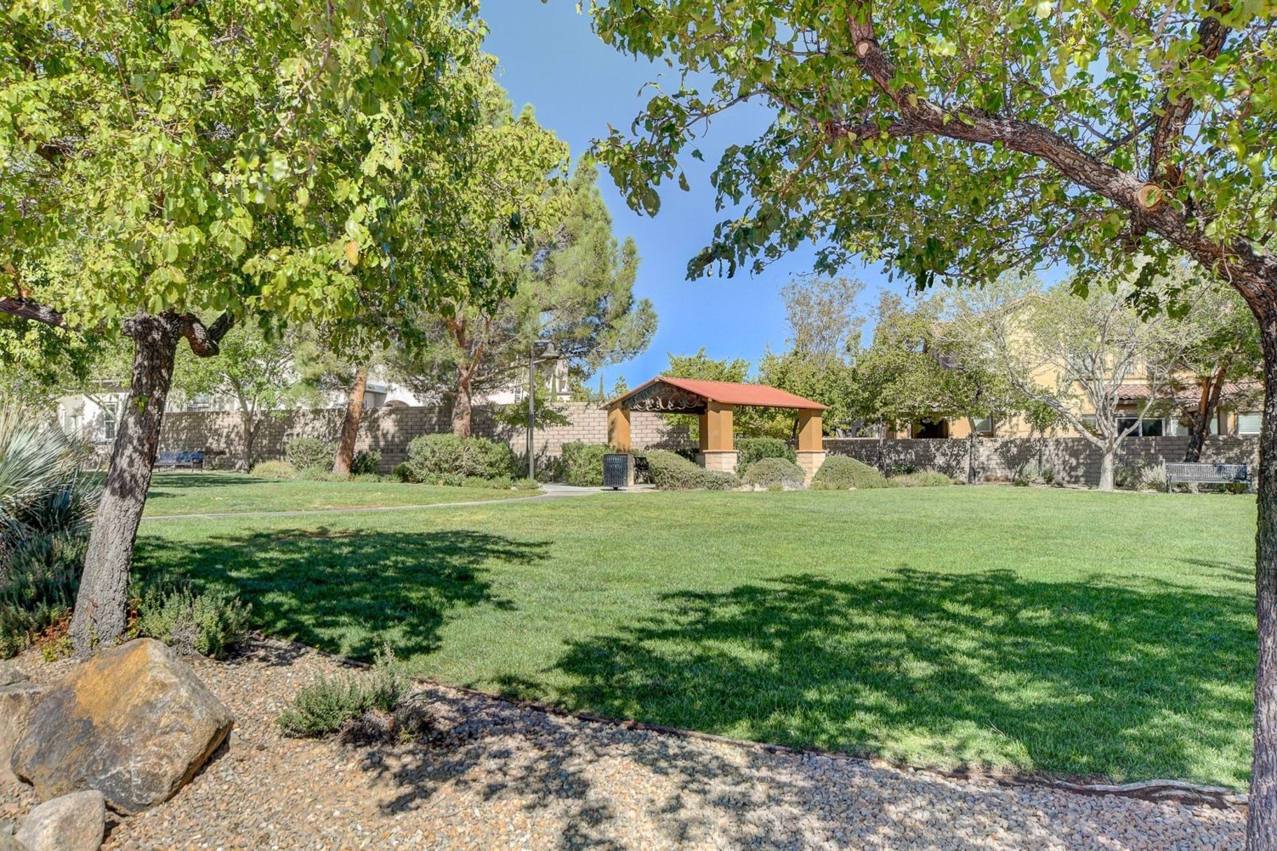  Elegant Toll Brothers Home in Gated Summerlin Community - 物件實景